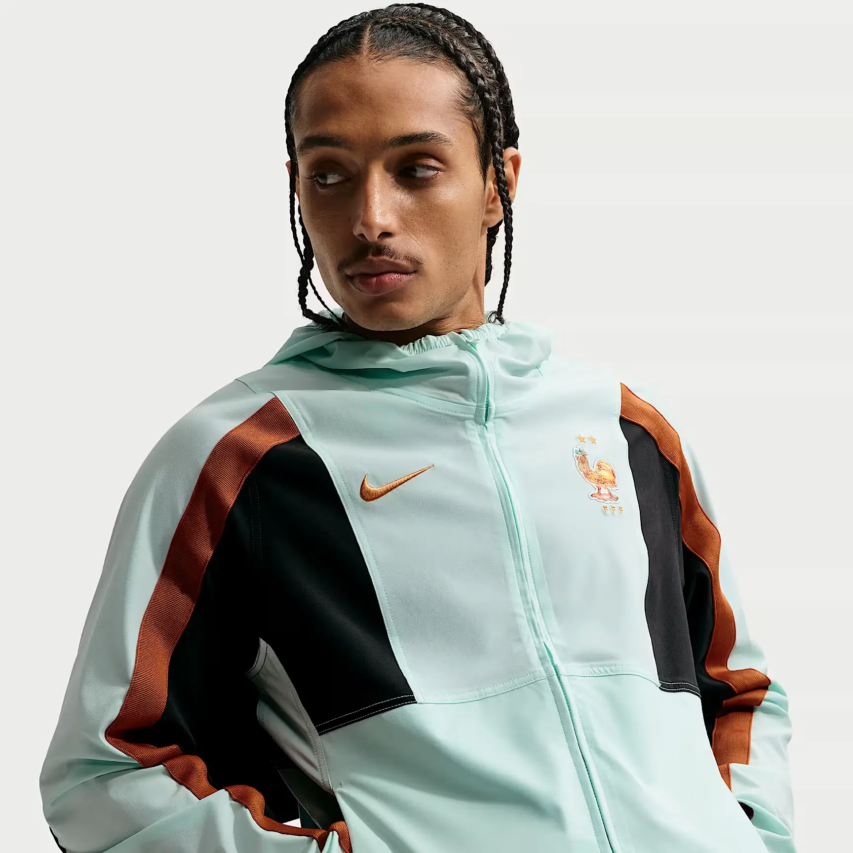 000000_Nike-Dri-FIT-FFF-Energy-Jacket_Igloo-Noir-Dark-Russet_IH1875-393_img0