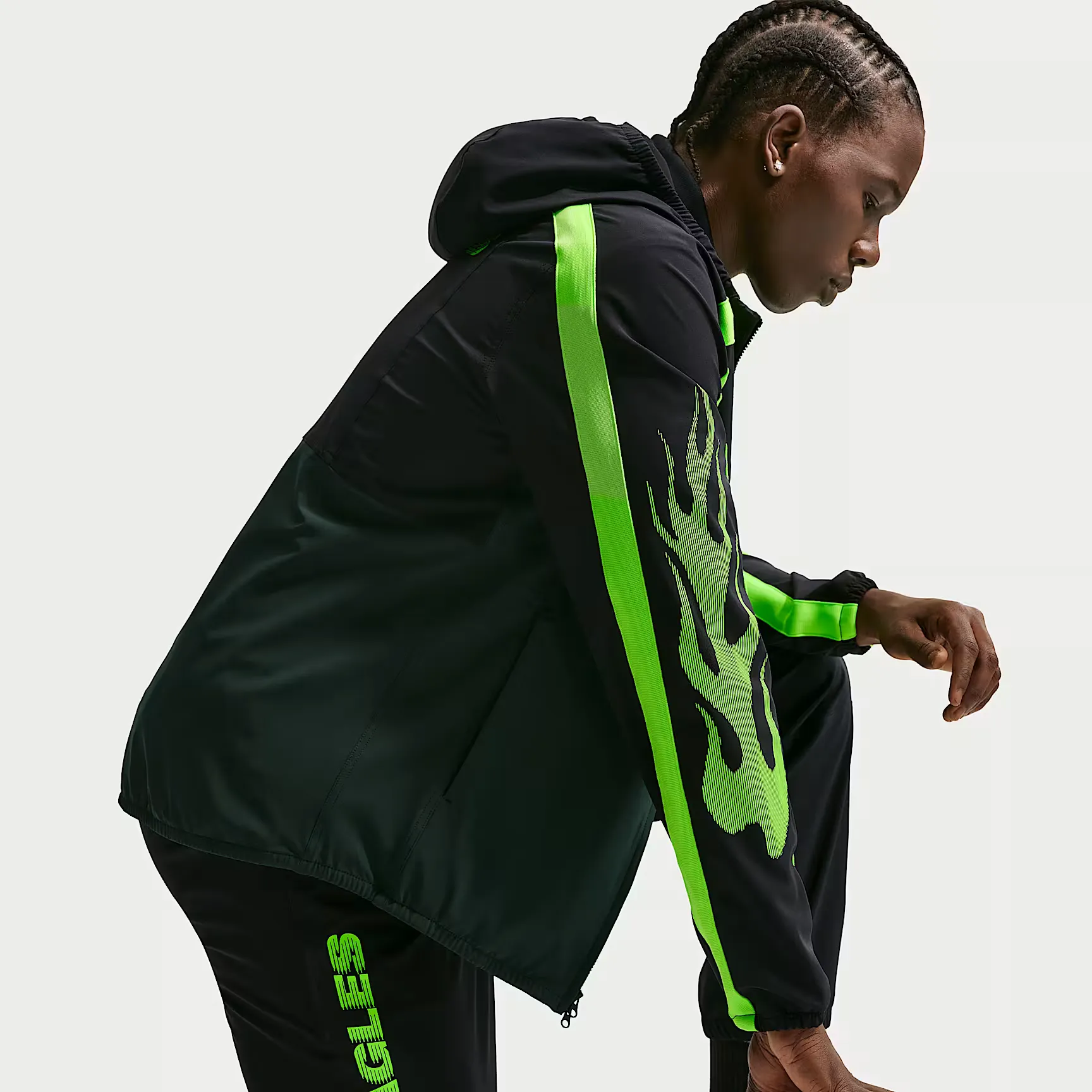 000000_Nike-Dri-FIT-Nigeria-Energy-Woven-Football-Jacket_Black-Pro-Green_IH1286-010_img2