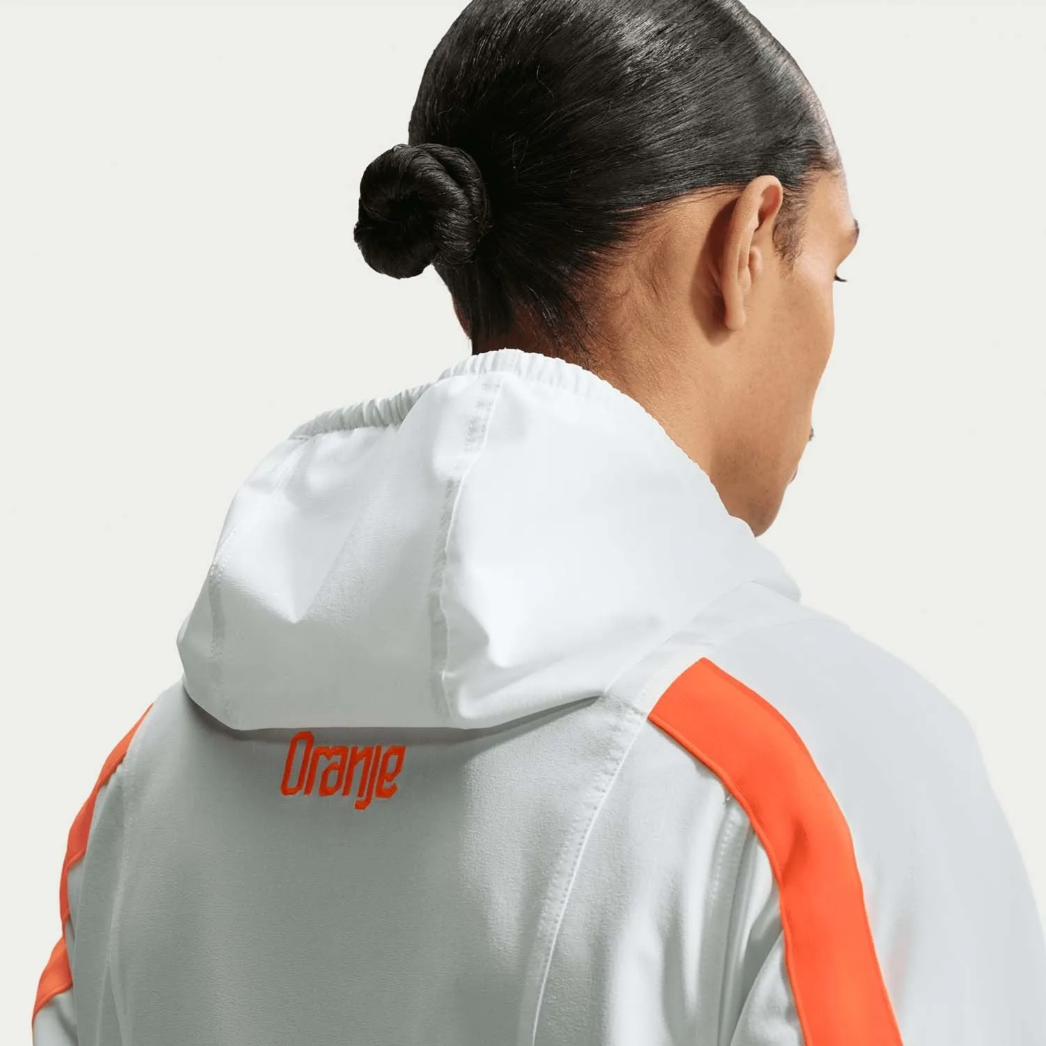 000000_Nike-Dri-FIT-Pays-Bas-Energy-Woven-Jacket_White-Safety-Orange_IH1876-100_img3