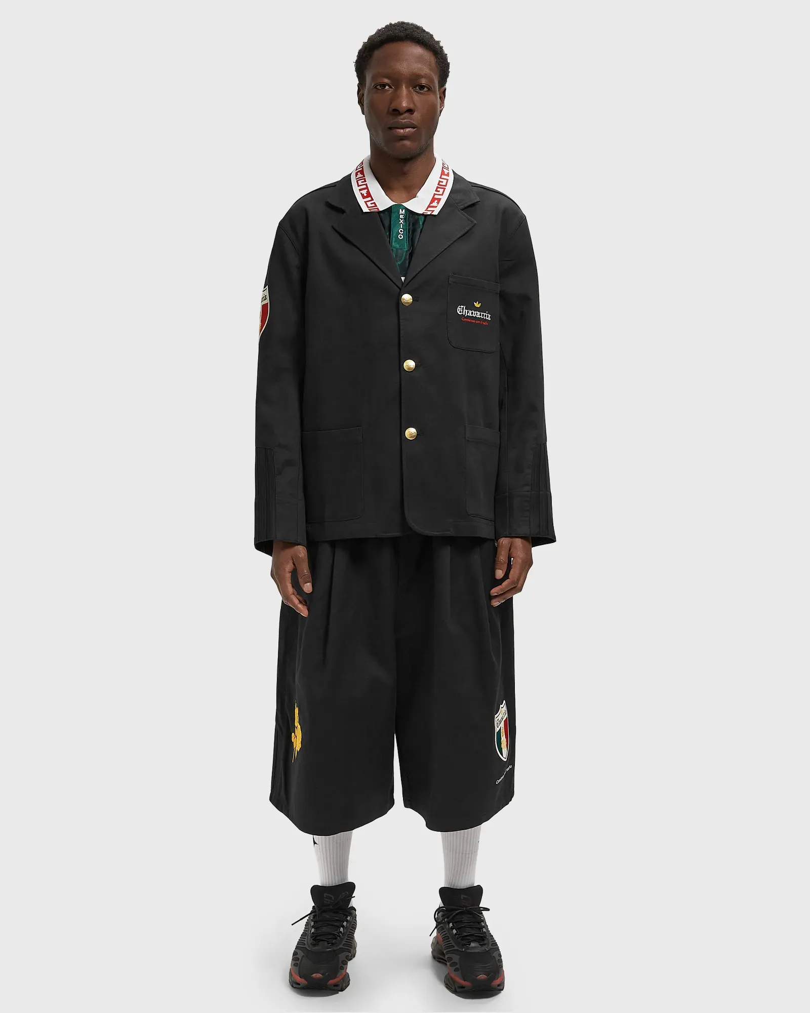 000000_adidas-x-Willy-Chavarria-Players-Twill-Blazer-Jacket_Black_KV1966_img1