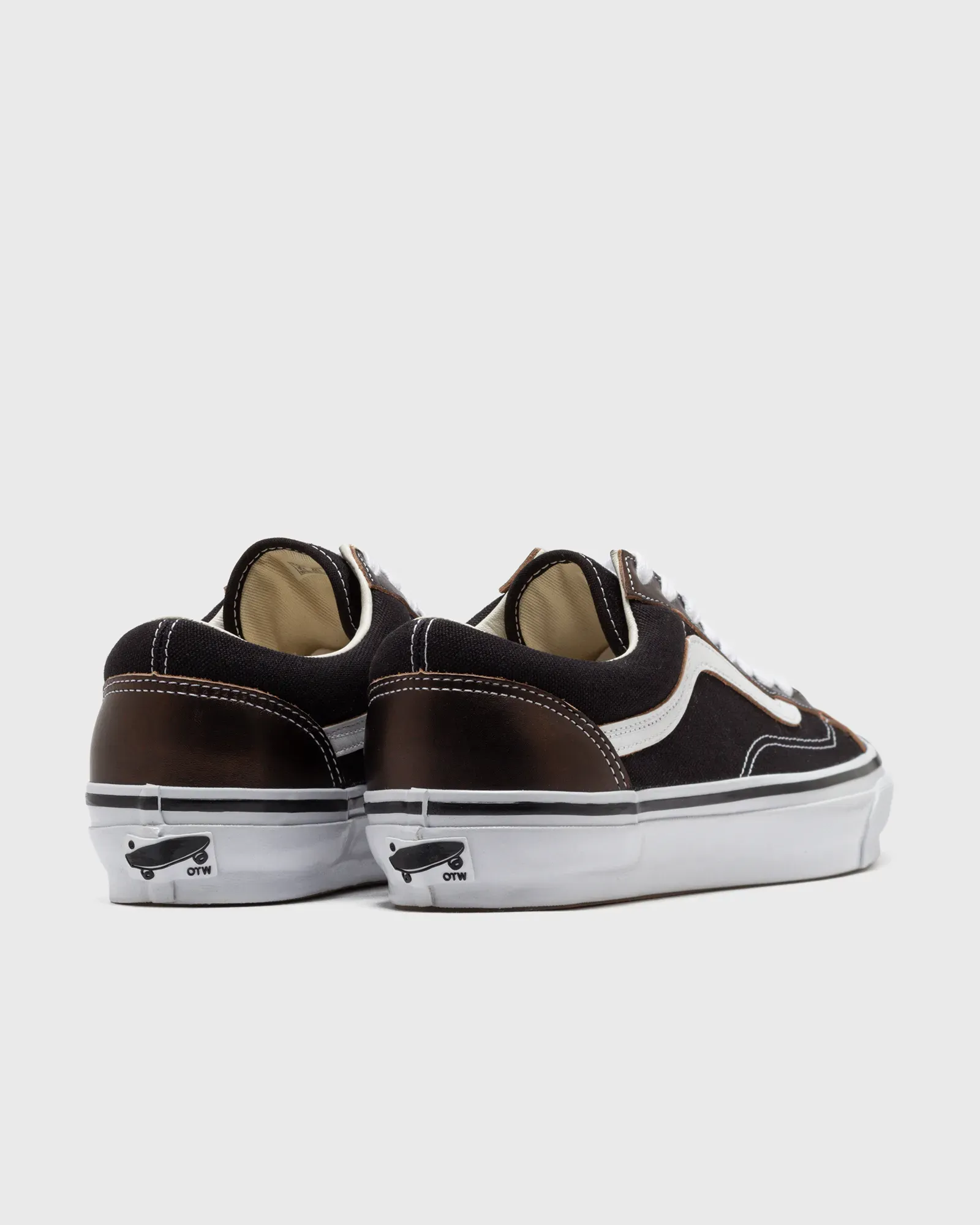 000000_Vans-OTW-Old-Skool-36-Vibram_Black_VN000D2GBA21_img3
