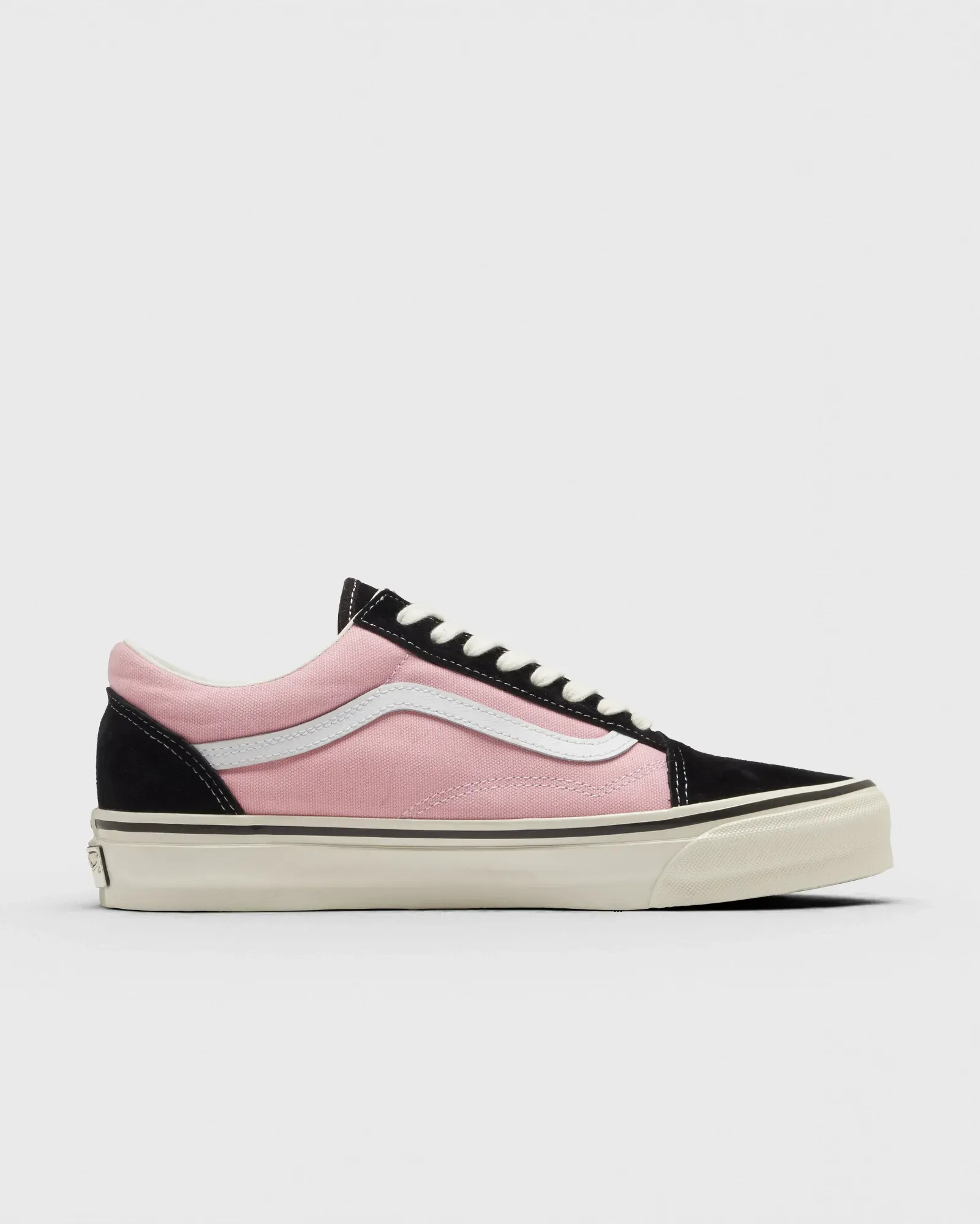 000000_Vans-LX-Old-Skool-Archive_Black-Coral_VN000D9JBCU1_img2