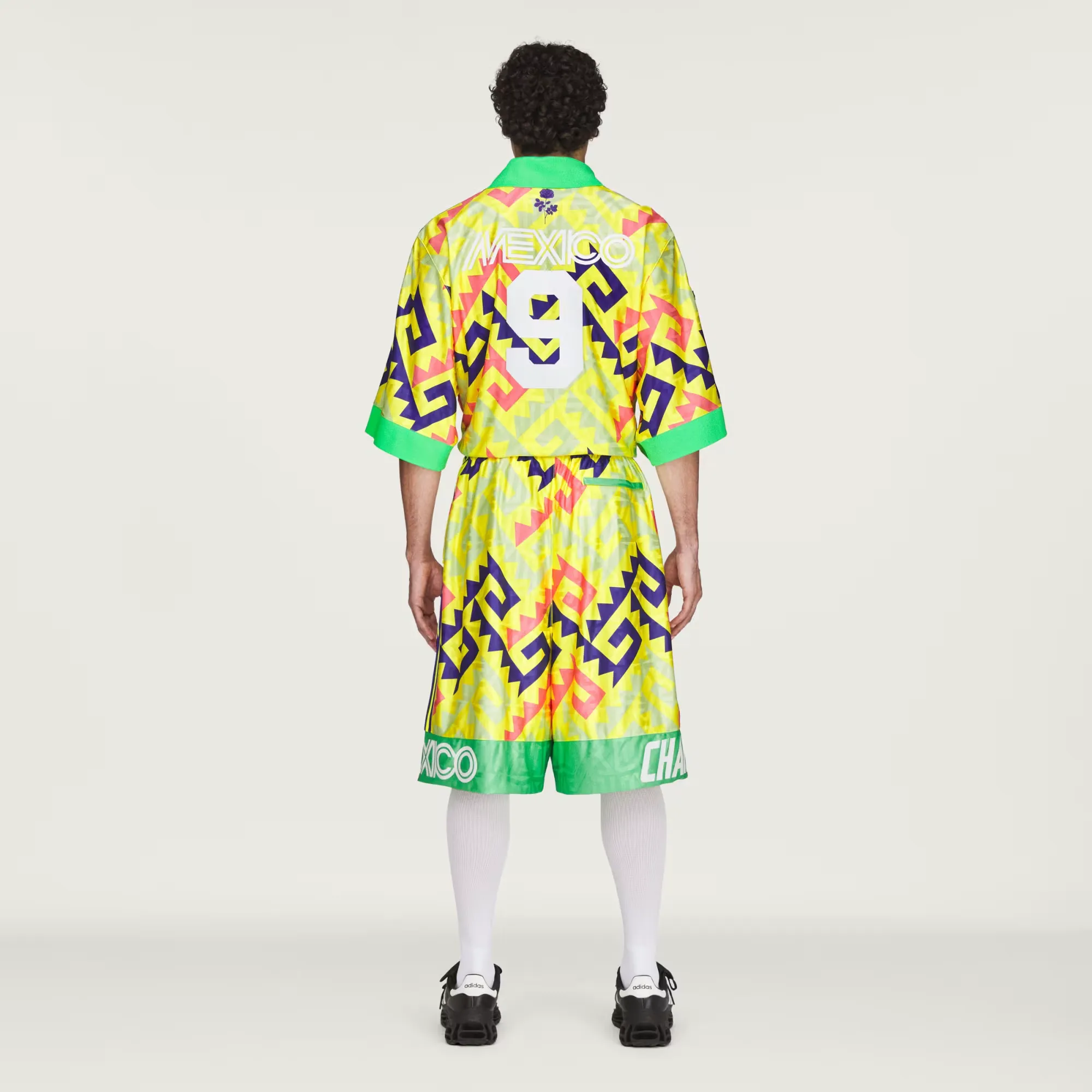 000000_adidas-Chavarria-AOP-Short_Solar-Lemon-Pure-Purple-Solar-Turbo_KU7804_img2