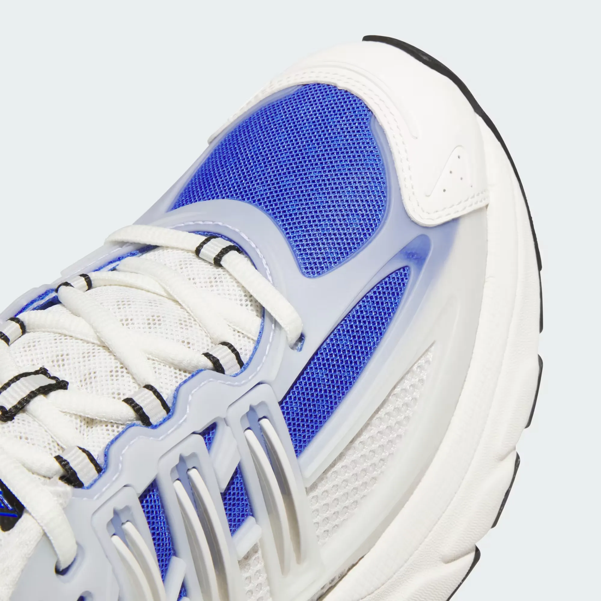 000000_adidas-Adistar-XLG-2.0_Off-White-Lucid-Blue_KK2895_img7