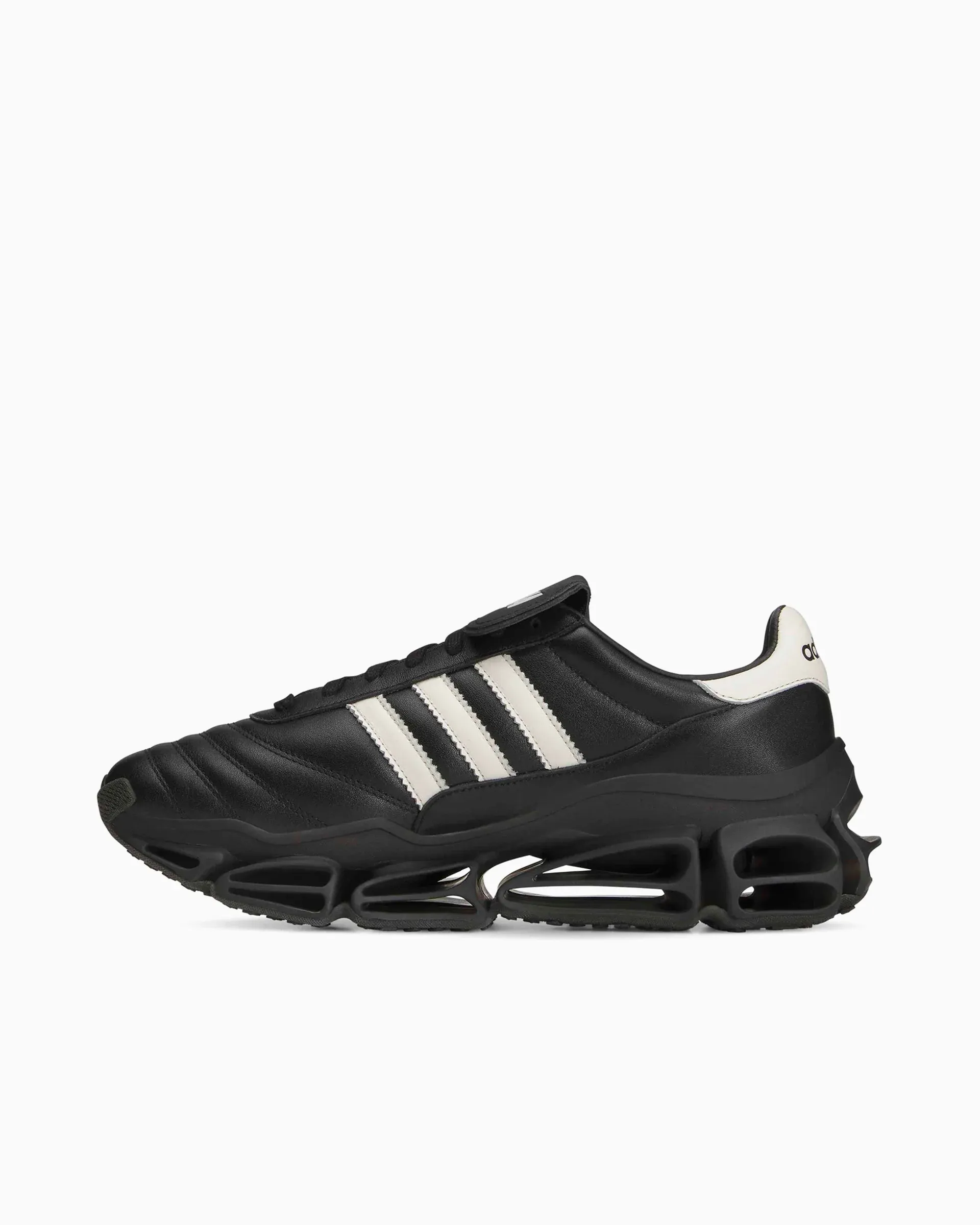 000000_adidas-Originals-x-Willy-Chavarria-Megaride-Copa_Core-Black_KZ8743_img2