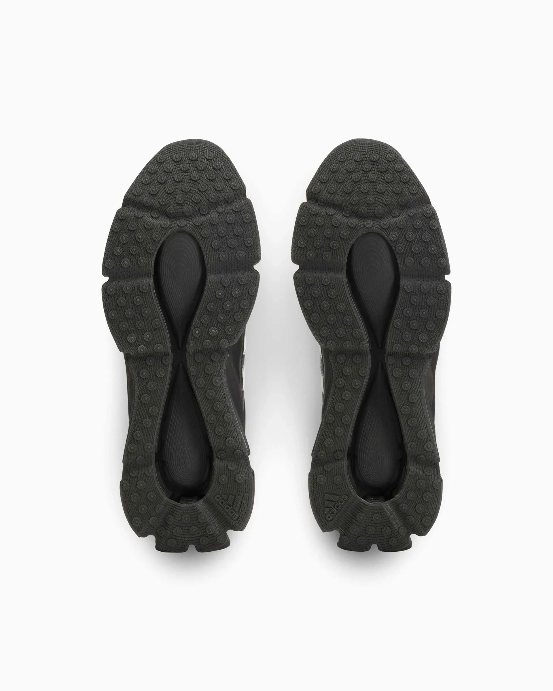 000000_adidas-Originals-x-Willy-Chavarria-Megaride-Copa_Core-Black_KZ8743_img4