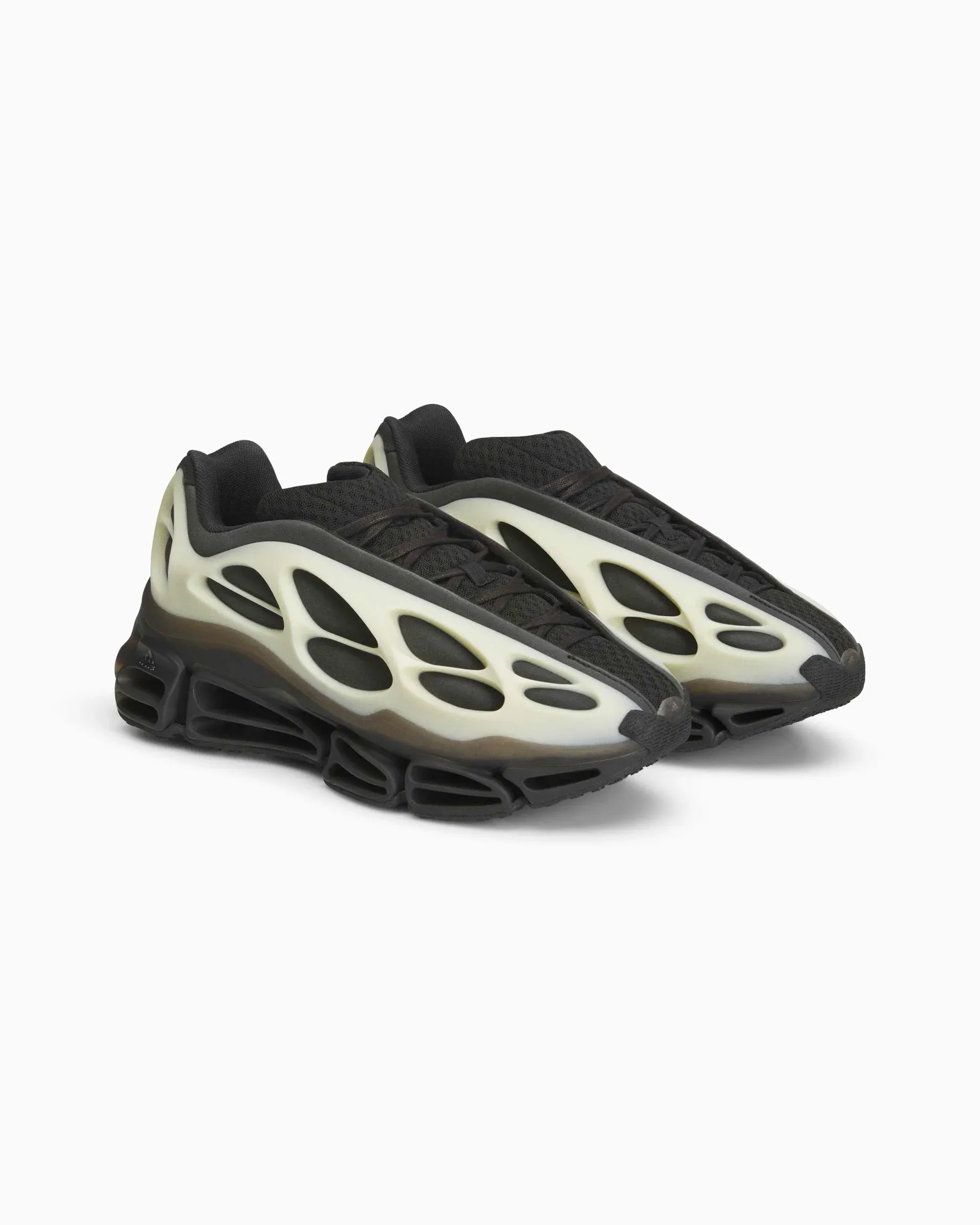 000000_adidas-Originals-x-Willy-Chavarria-Megaride-Bones_Cream-White_KI7728_img6