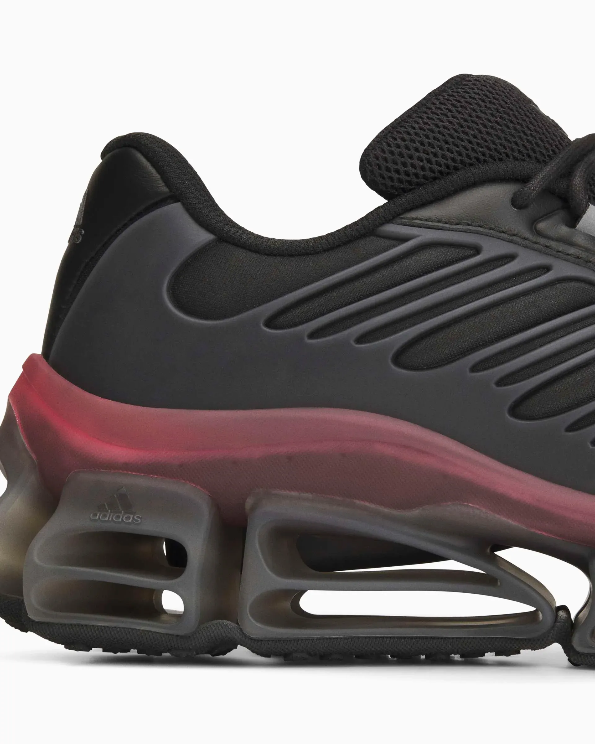 000000_Willy-Chavarria-x-adidas-Mega-WC-Version_Cblack-Supcol_KJ2041_img1
