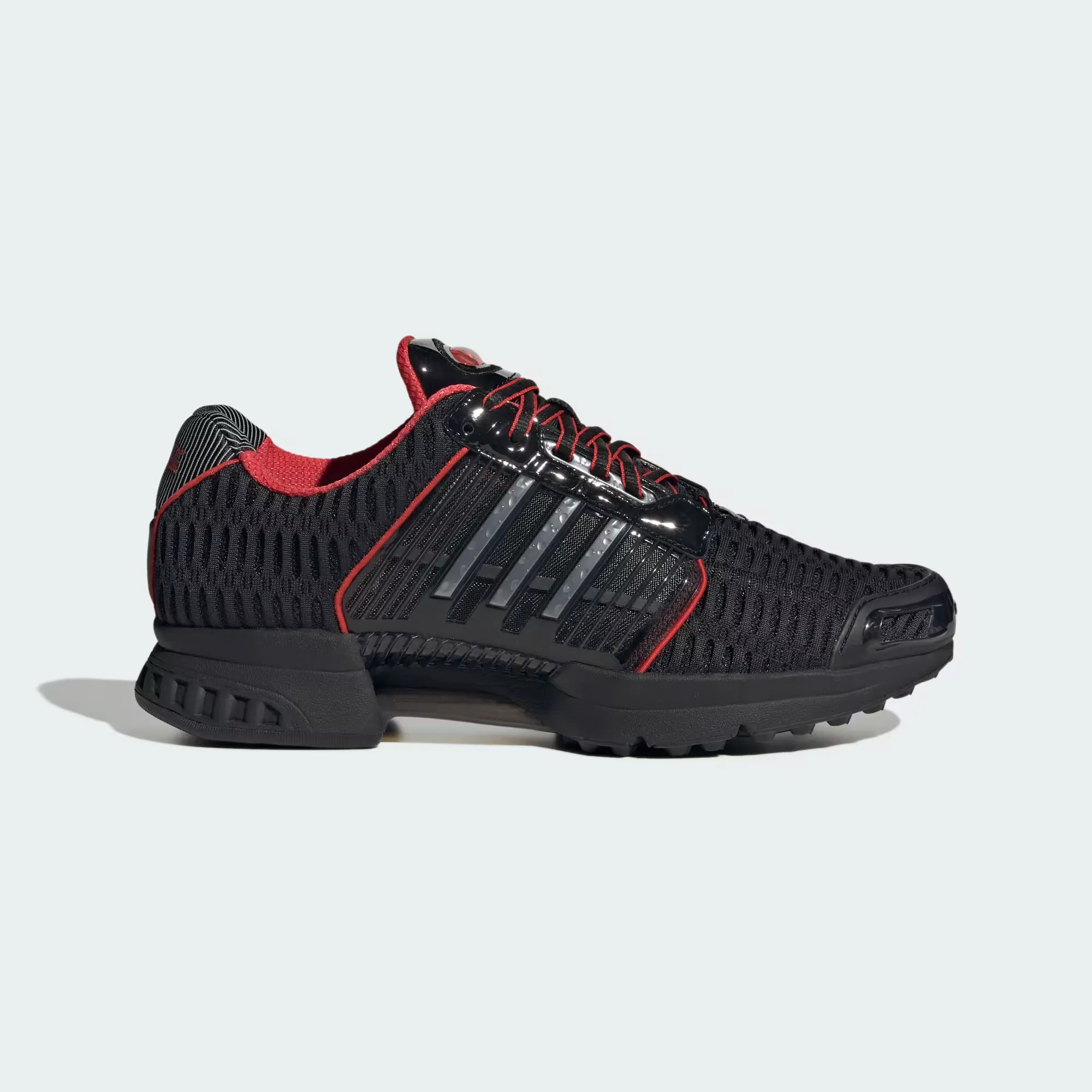 000000_adidas-x-Coca-Cola-Climacool-1_Core-Black-Red_KH6897_img0