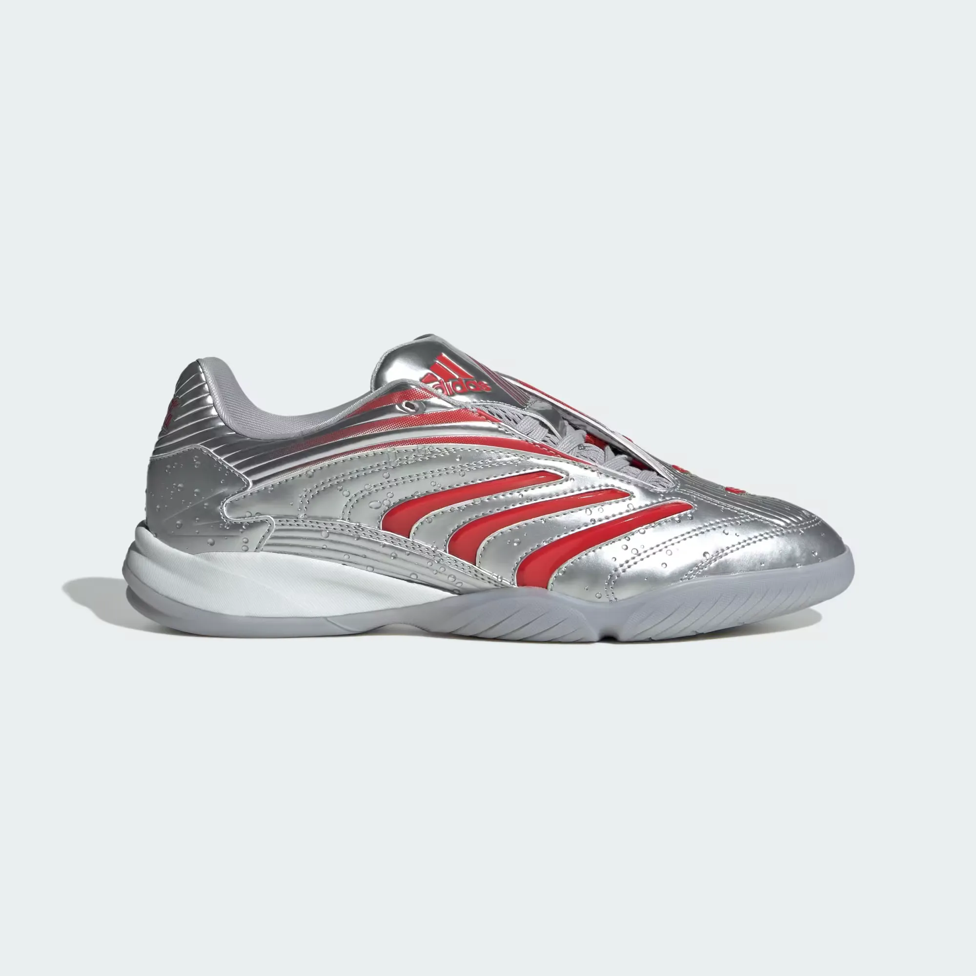 000000_adidas-x-Coca-Cola-Predator-Sala_Silver-Metallic-Grey-Two_KH6906_img0