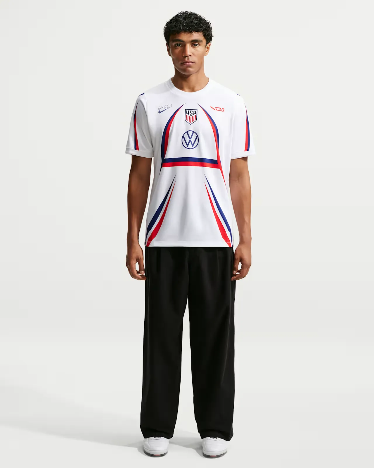 VAA-x-USA-x-Nike-Academy-Pro-Football-Top_White_IH1696-100_img2