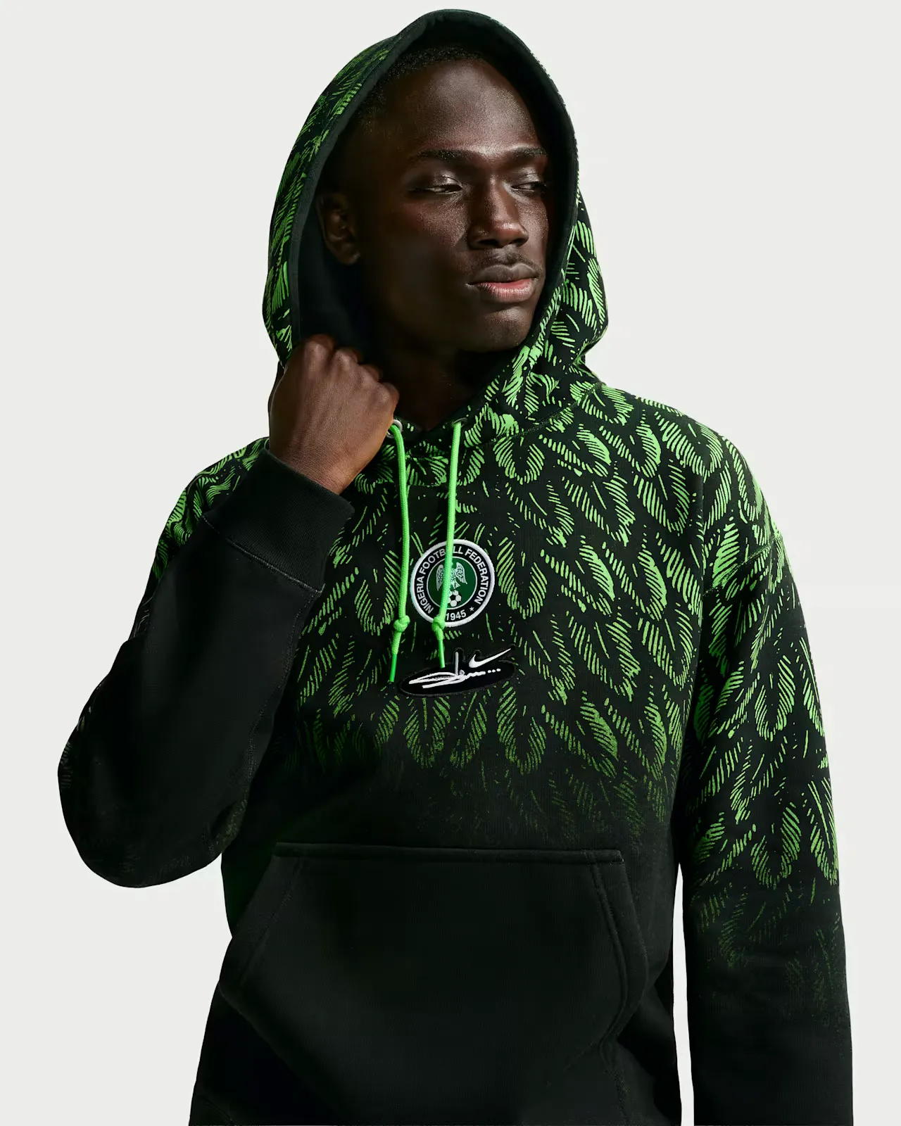 Slawn-x-Nigeria-x-Nike-Fleece-Hoodie_Black-Green_IR5219-010_img2
