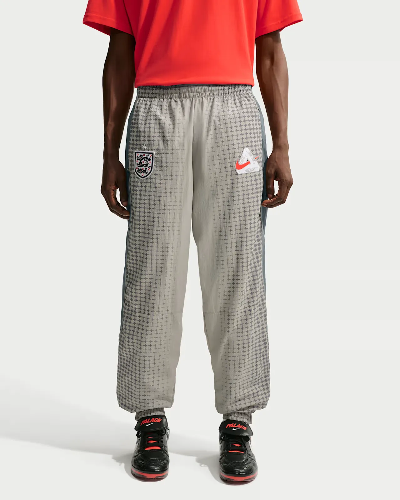Palace-x-England-x-Nike-Tracksuit-Pants_Grey_IM3202-052_img2