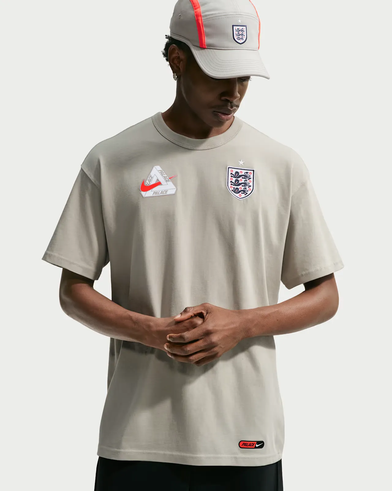 Palace-x-England-x-Nike-T-Shirt_Grey_IM6598-052_img2