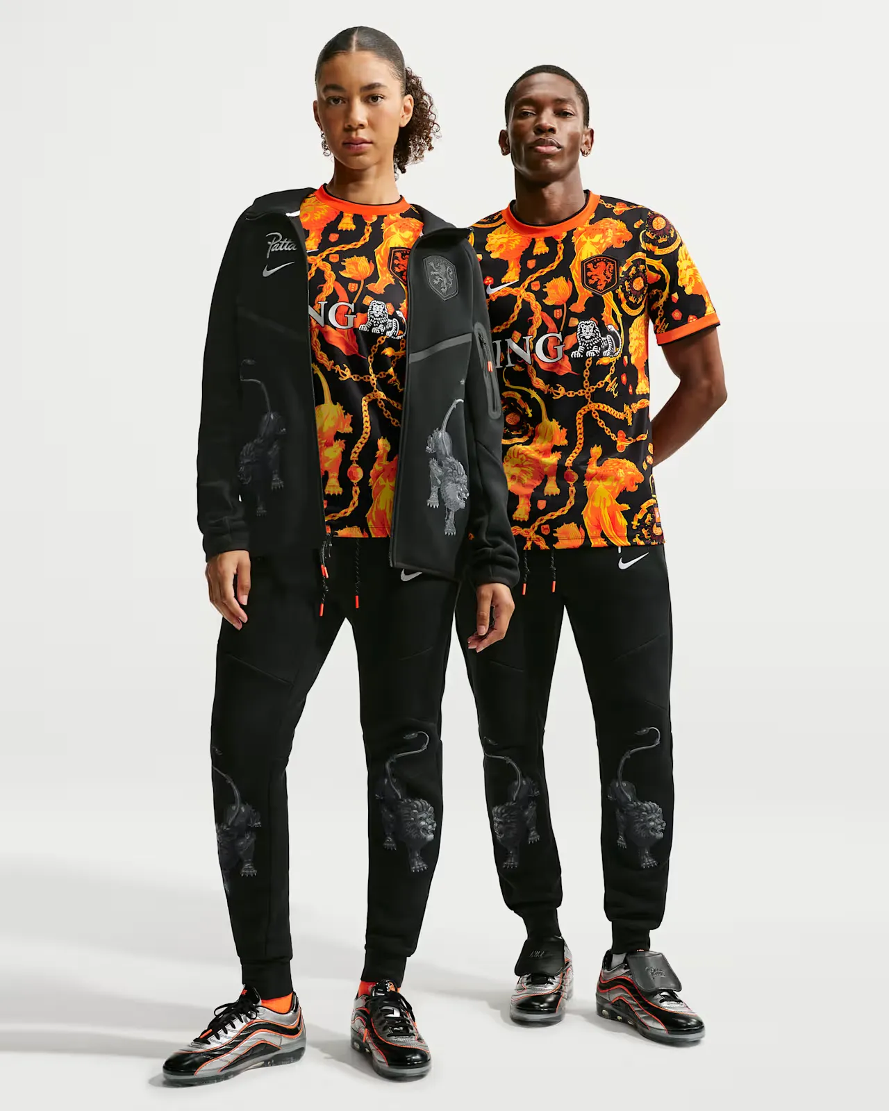 Patta-x-Netherlands-x-Nike-Tech-Fleece-Jogger_Black_IM3213-010_img0