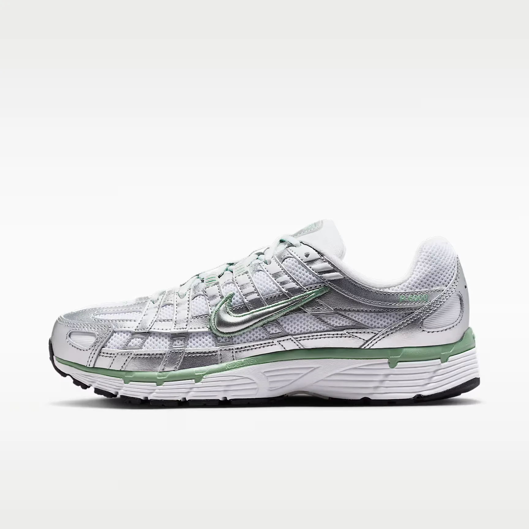 000000_Nike-P-6000-WMNS_Metallic-Silver-White-Green_BV1021-017_img0