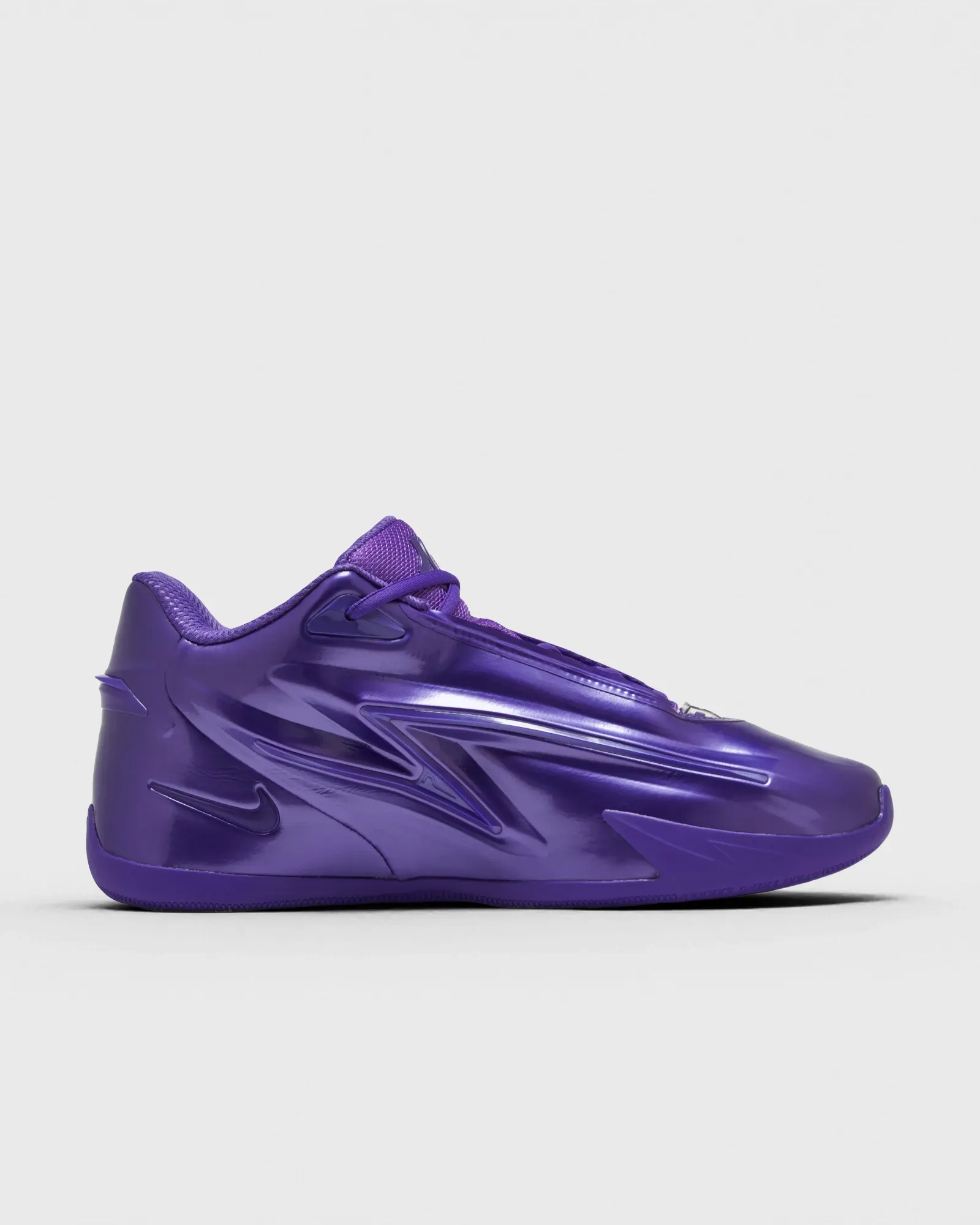 000000_Nike-KD19_Field-Purple_IH1117-500_img2