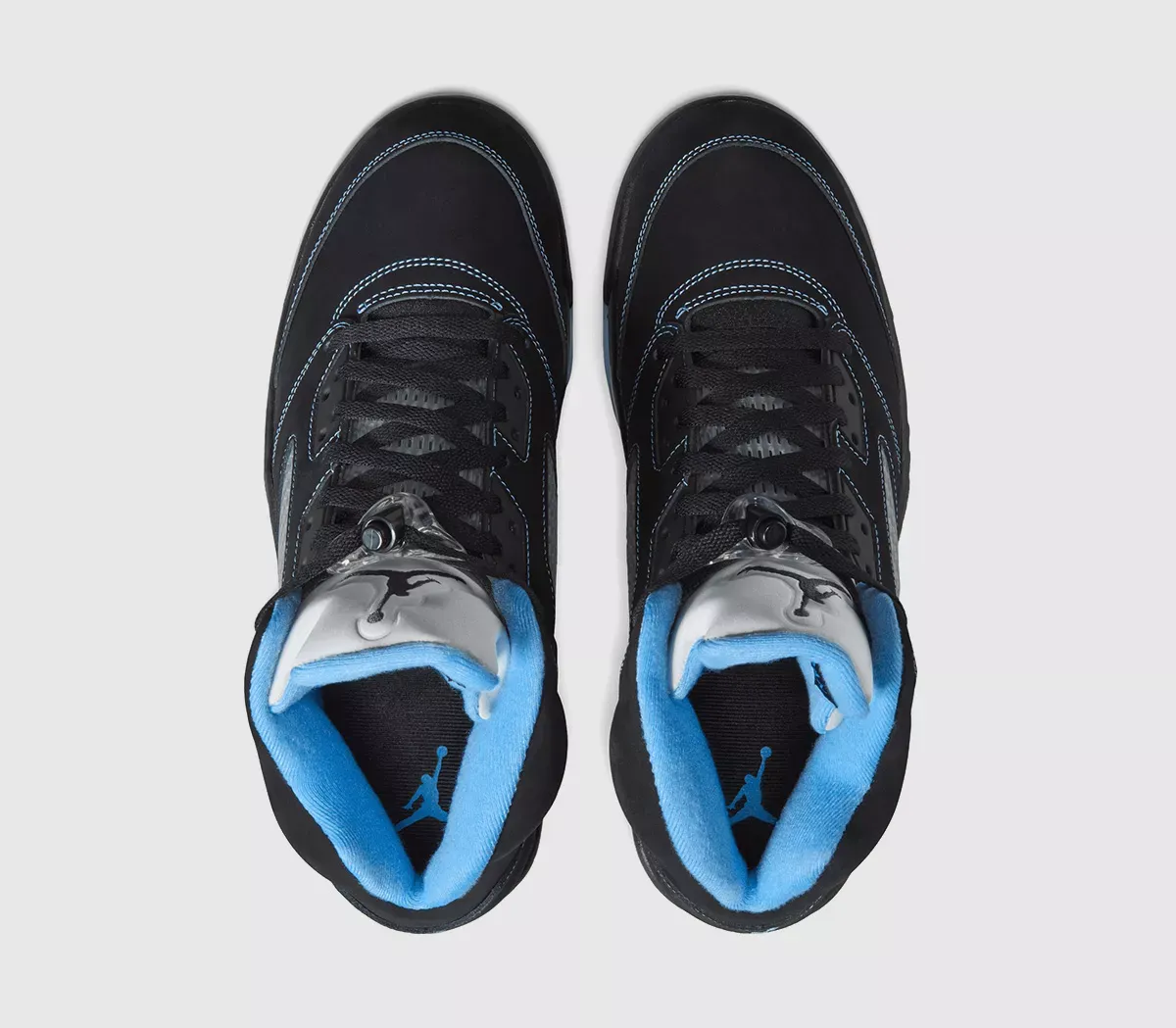 Air-Jordan-5-Retro_Black-University-Blue_DD0587-008_img3