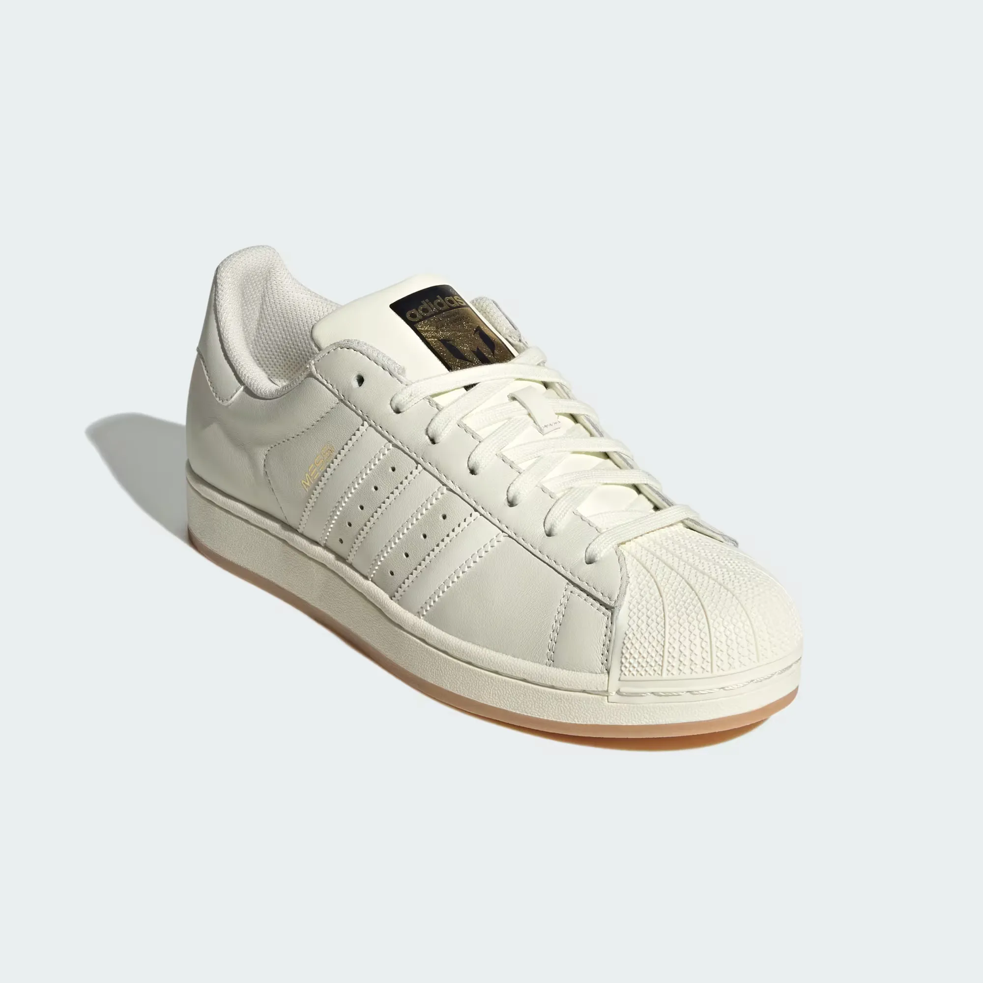 000000_adidas-Superstar-Messi_Ivory-Gold-Metallic_KH5337_img4