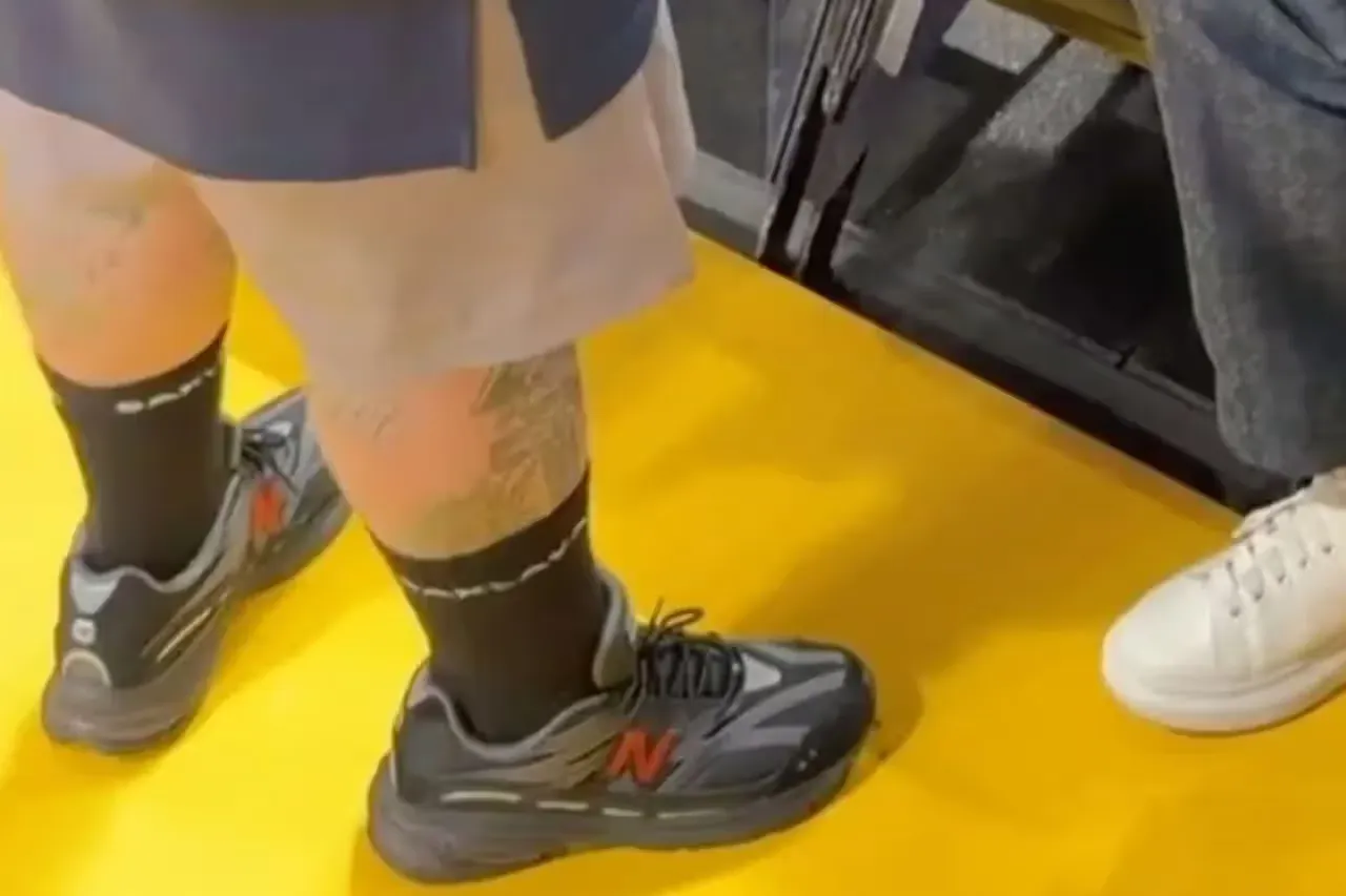 000000_Action-Bronson-x-New-Balance-2811_Baklava_2811-BAKLAVA_img3