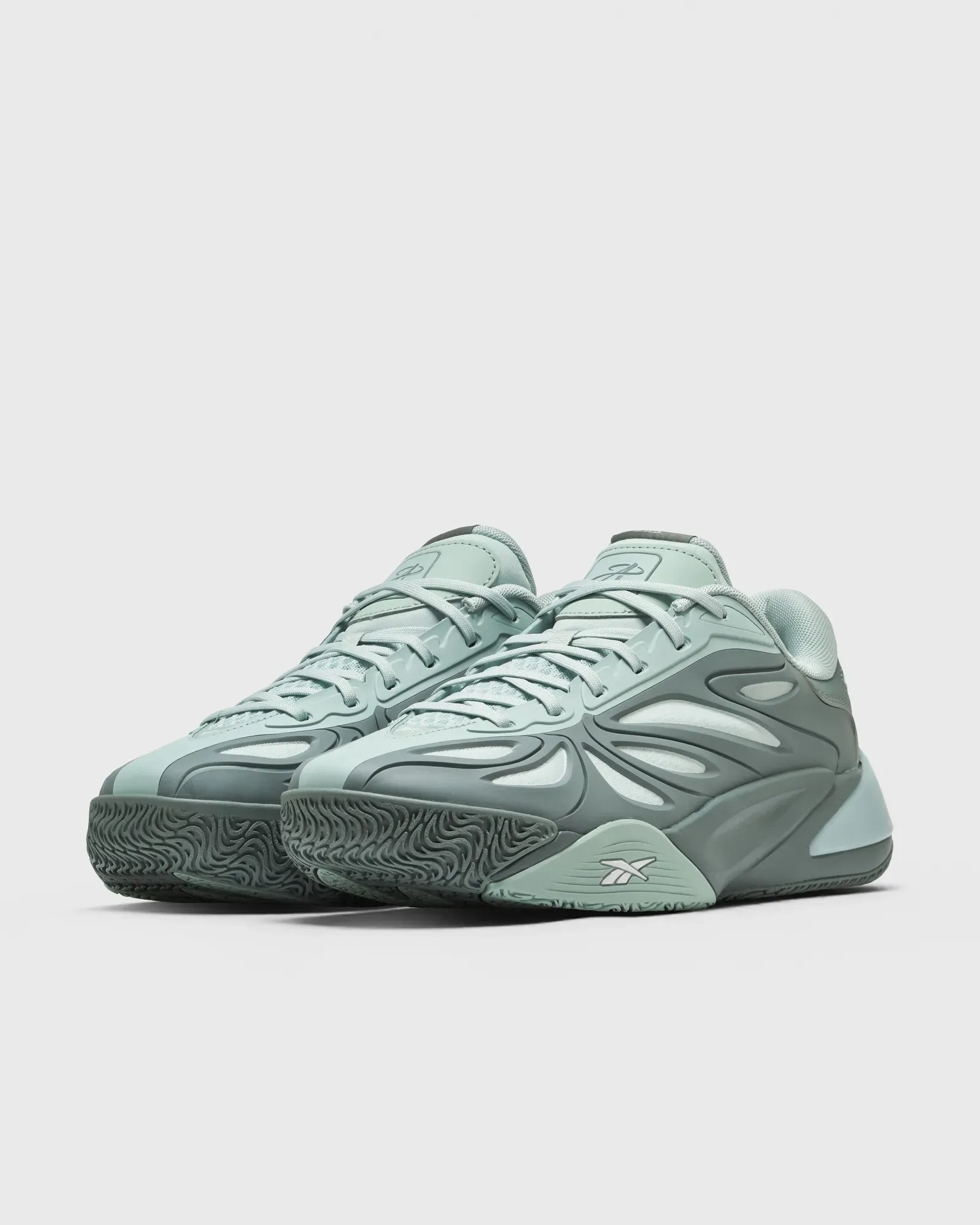 000000_Reebok-Angel-Reese-1-WMNS_Gala-Green_100256994_img1