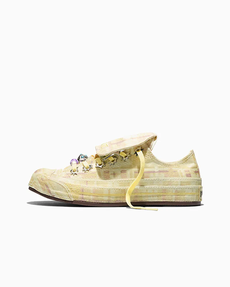000000_Collina-Strada-x-Converse-Chuck-70_Mellow-Yellow_A22205C_img2