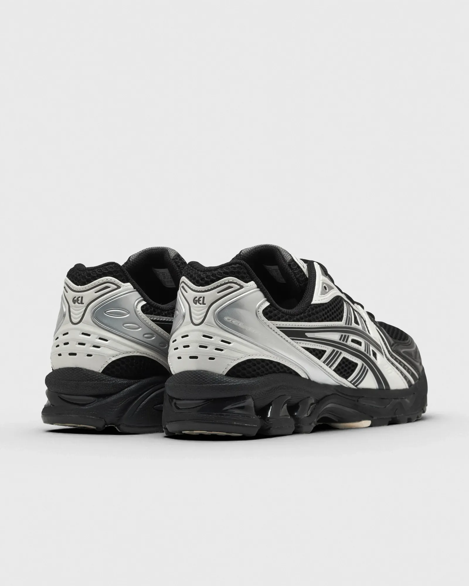 000000_Asics-Gel-Kayano-14_Black-Cream_1203A537-002_img3