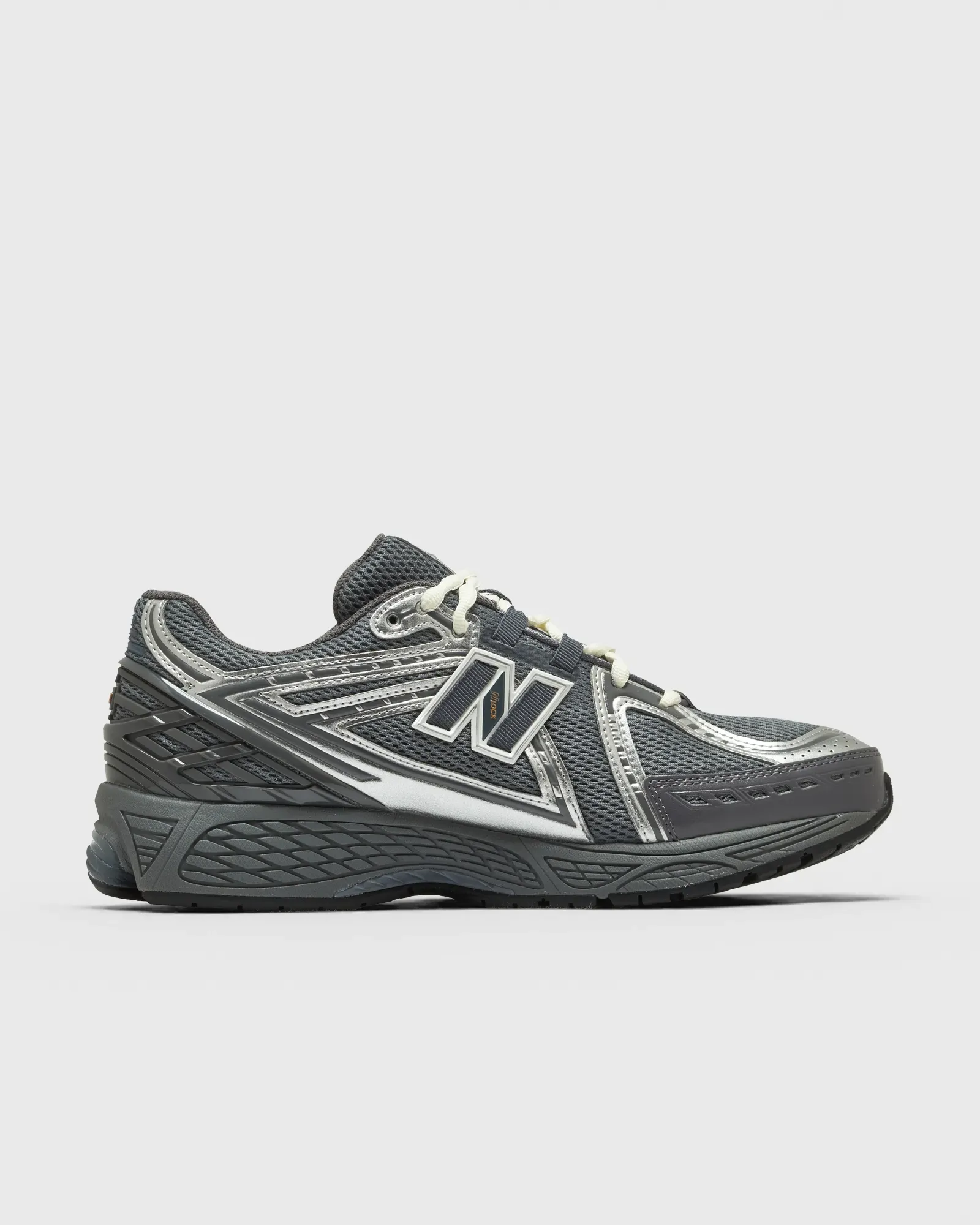 000000_New-Balance-1906-WMNS_Steel-Grey-Silver_U19066AT_img2
