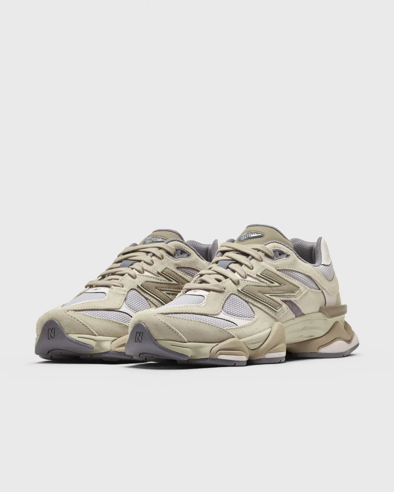 000000_New-Balance-9060_Beige-Grey_U9060152_img1
