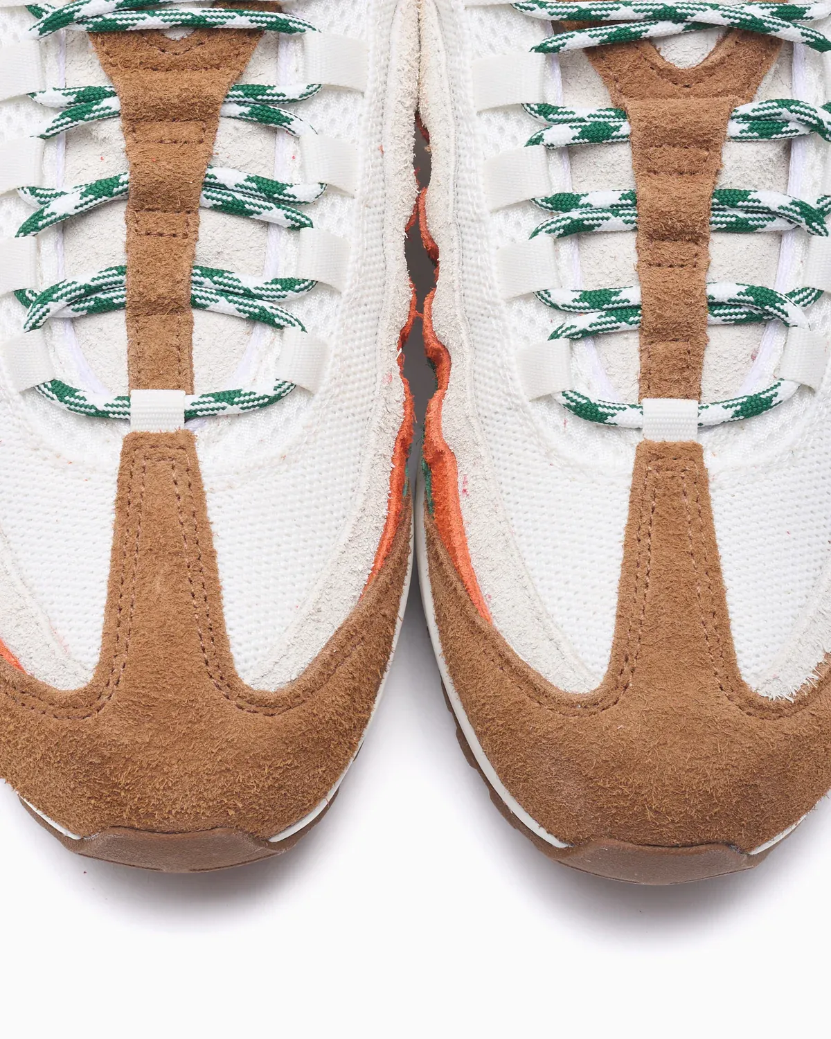 000000_Nike-Air-Max-95-Big-Bubble_7-Eleven_IR1944-102_img7