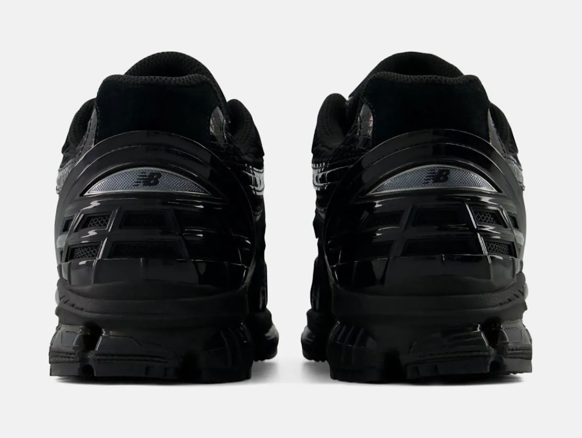 000000_New-Balance-1954R_Triple-Black_1954R_img4