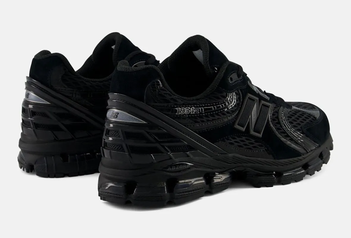000000_New-Balance-1954R_Triple-Black_1954R_img6