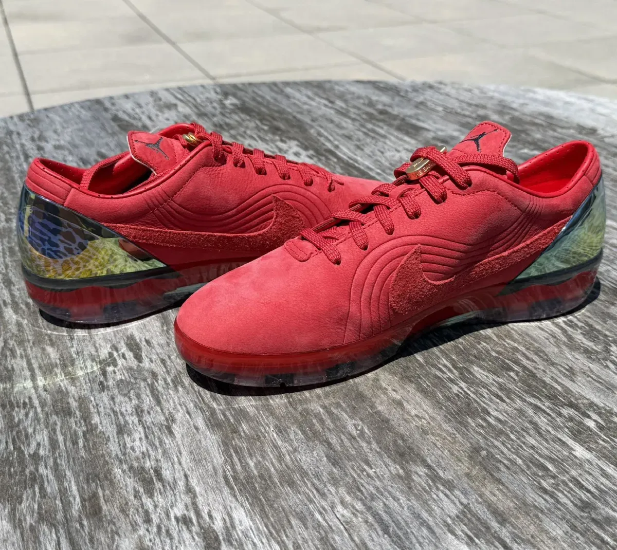 000000_Jordan-x-Nike-Cryoshot_University-Red_IO8209-600_img1