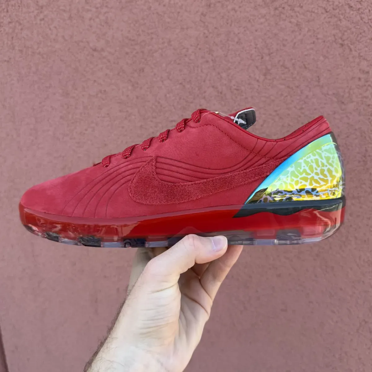 000000_Jordan-x-Nike-Cryoshot_University-Red_IO8209-600_img2