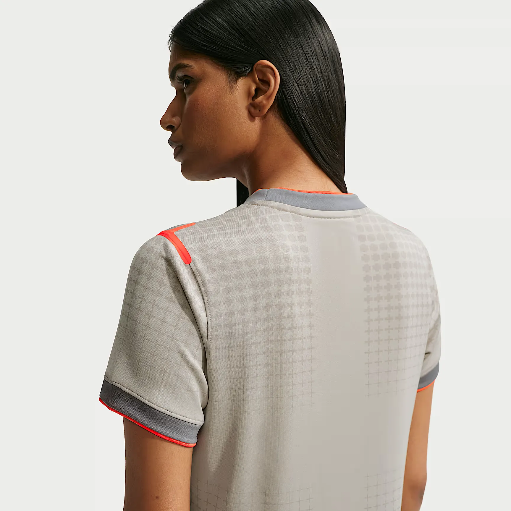 000000_Angleterre-x-Palace-x-Nike-Dri-FIT-Short-Sleeve-Football-Top-WMNS_Pewter-Grey-Bright-Crimson_IB4703-052_img1