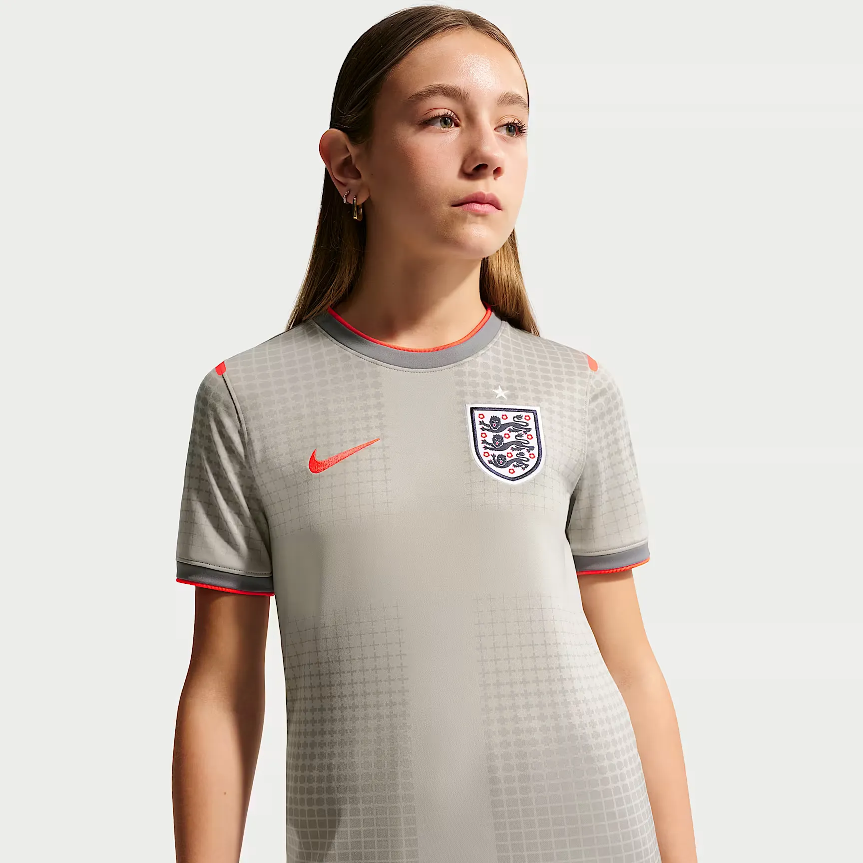 000000_Angleterre-x-Palace-Nike-Dri-FIT-Short-Sleeve-Football-Top-GS_Pewter-Grey_IB5404-052_img1