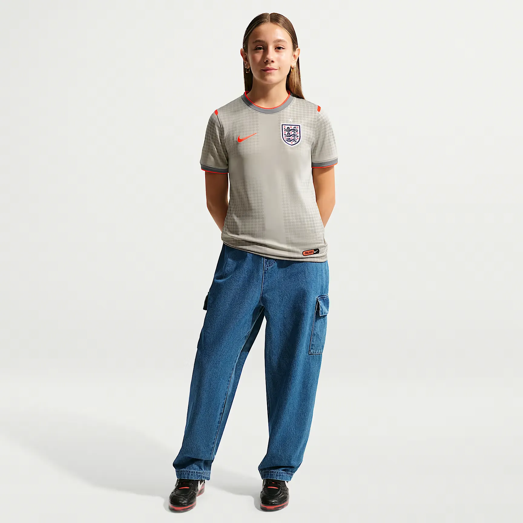 000000_Angleterre-x-Palace-Nike-Dri-FIT-Short-Sleeve-Football-Top-GS_Pewter-Grey_IB5404-052_img5