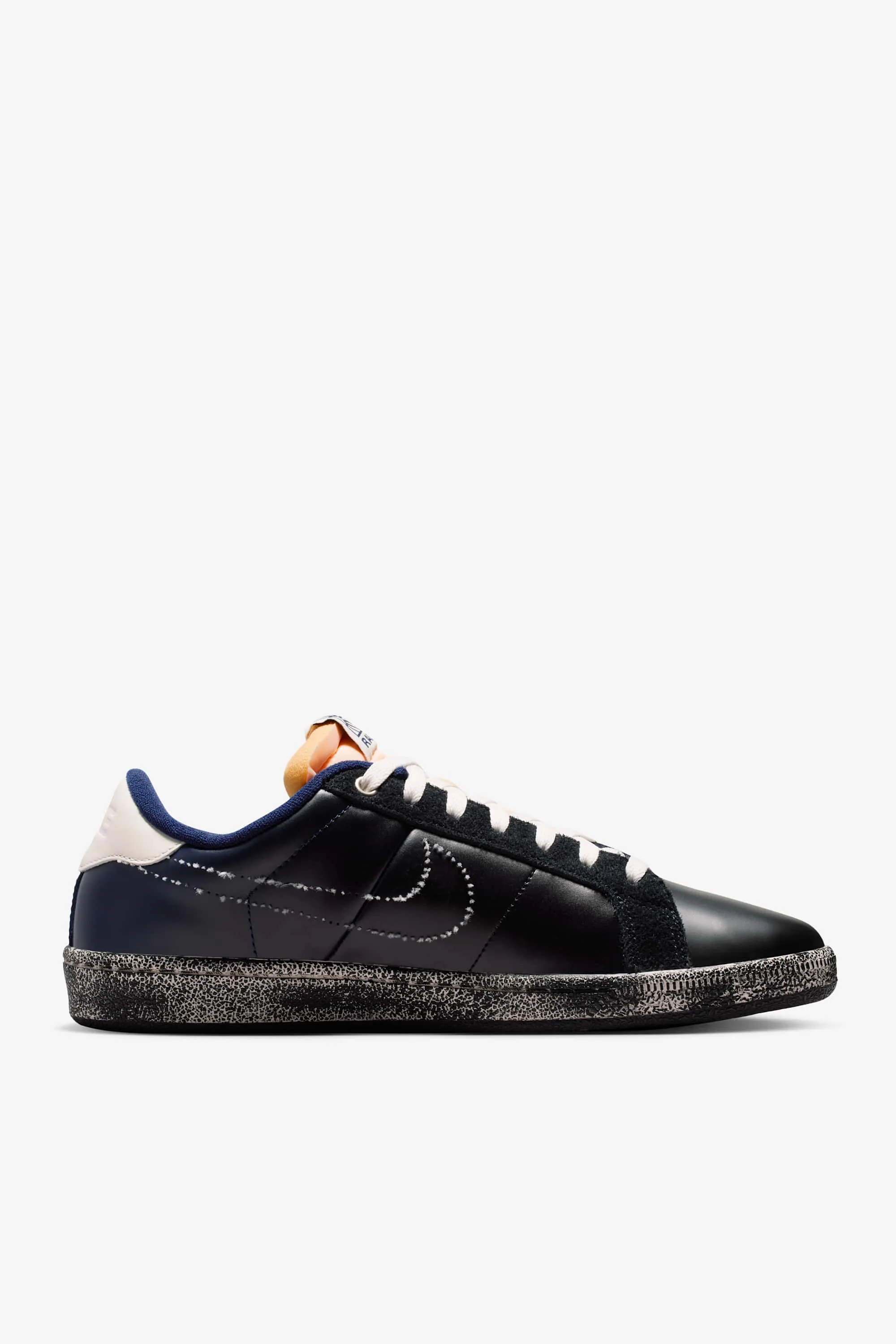 000000_Nike-SB-Zoom-Tennis-Classic-x-Rassvet_Blue-Void-And-Sail_IO9846-400_img3