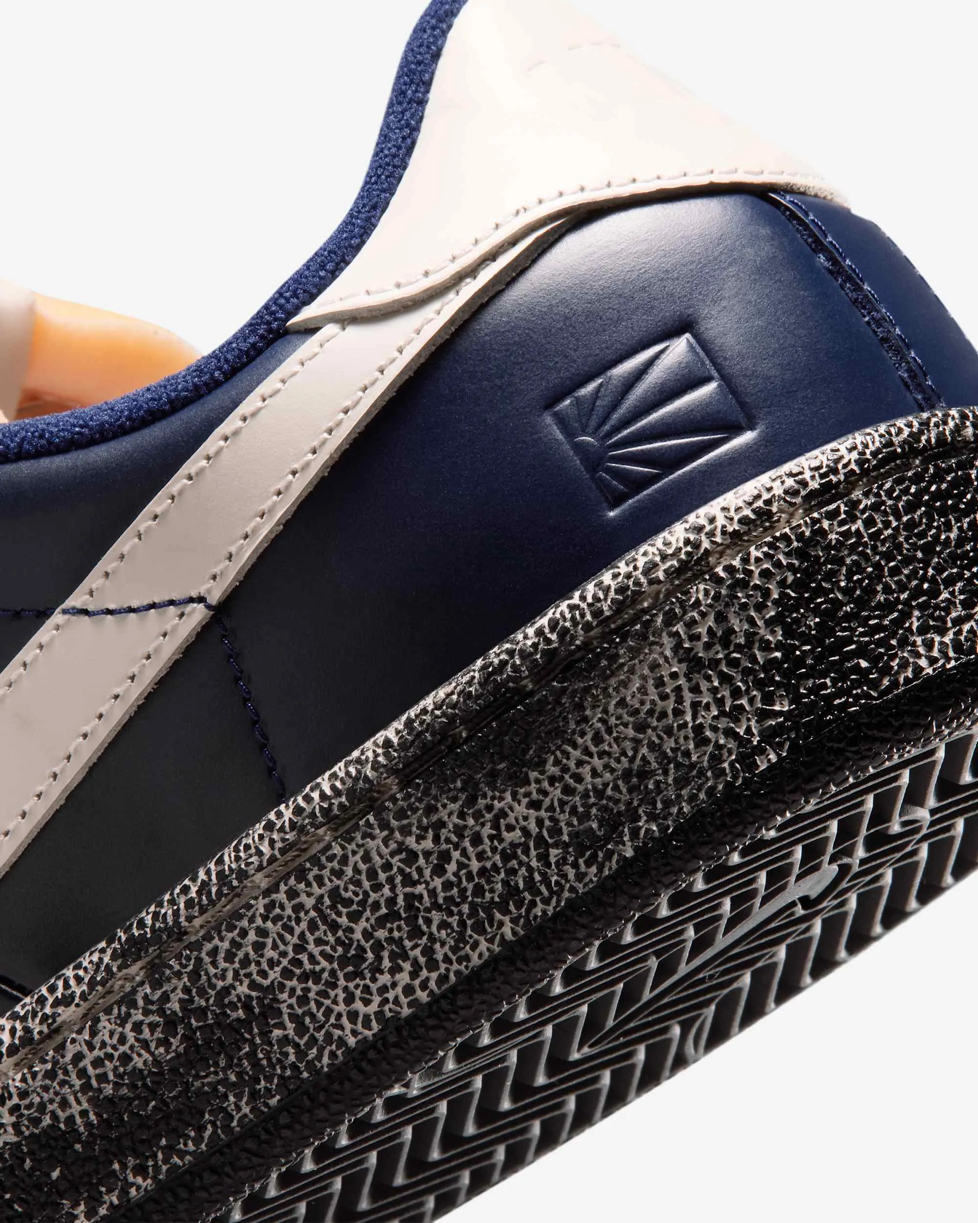 000000_Nike-SB-Zoom-Tennis-Classic-x-Rassvet_Blue-Void-And-Sail_IO9846-400_img8