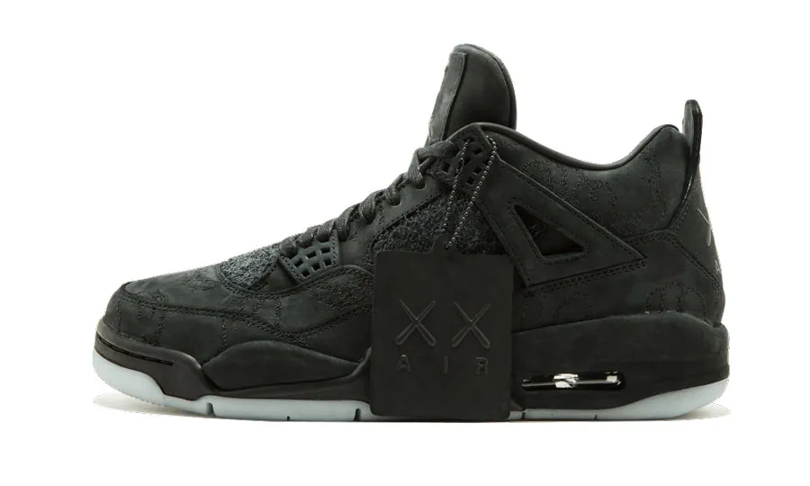 000000_KAWS-x-Air-Jordan-4-Retro_Black_930155-001_img0