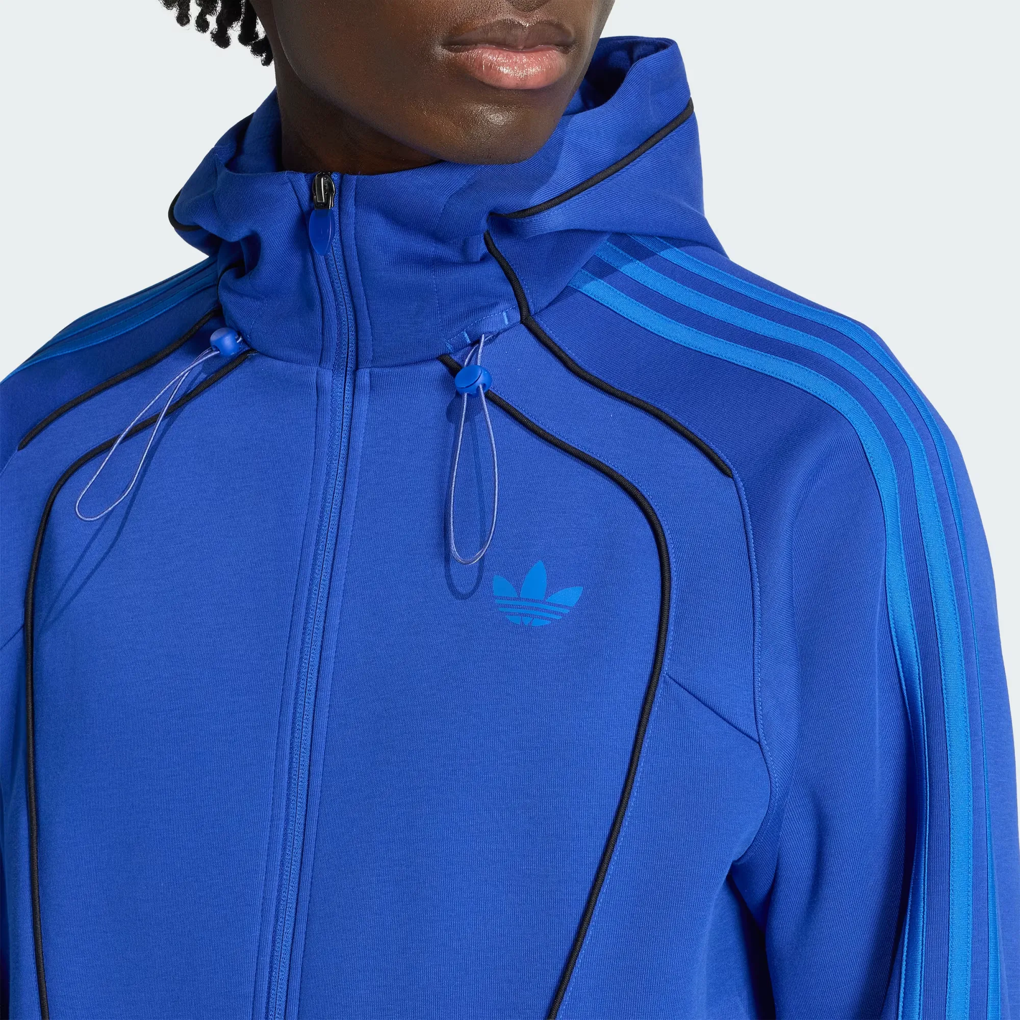 000000_adidas-Spacer-Cutline-Teamgeist-26-Full-Zip-Hoodie_Bold-Blue_KW0887_img4