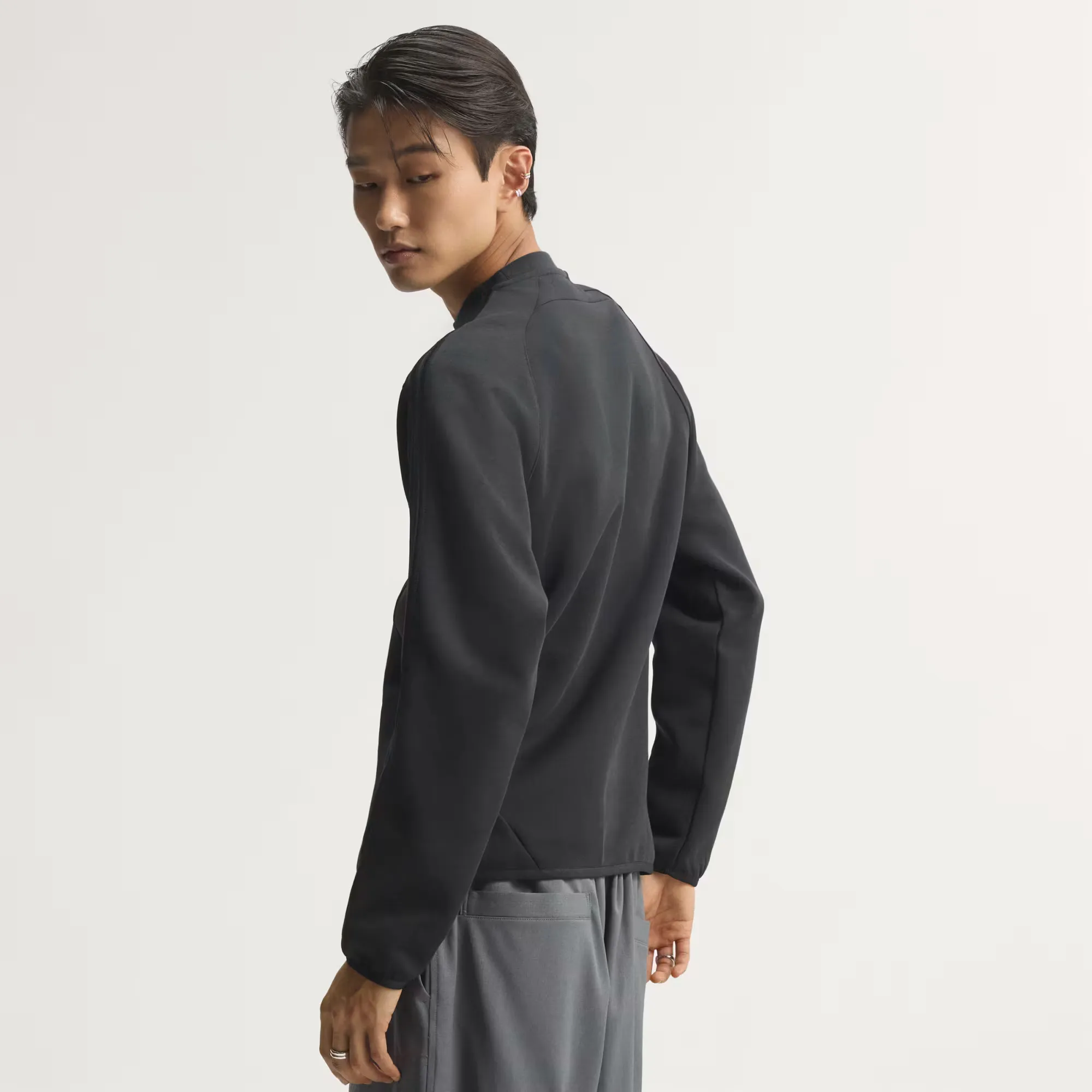 000000_adidas-Cutline-Spacer-Teamgeist-26-Crewneck-Sweatshirt_Black_KT4424_img1