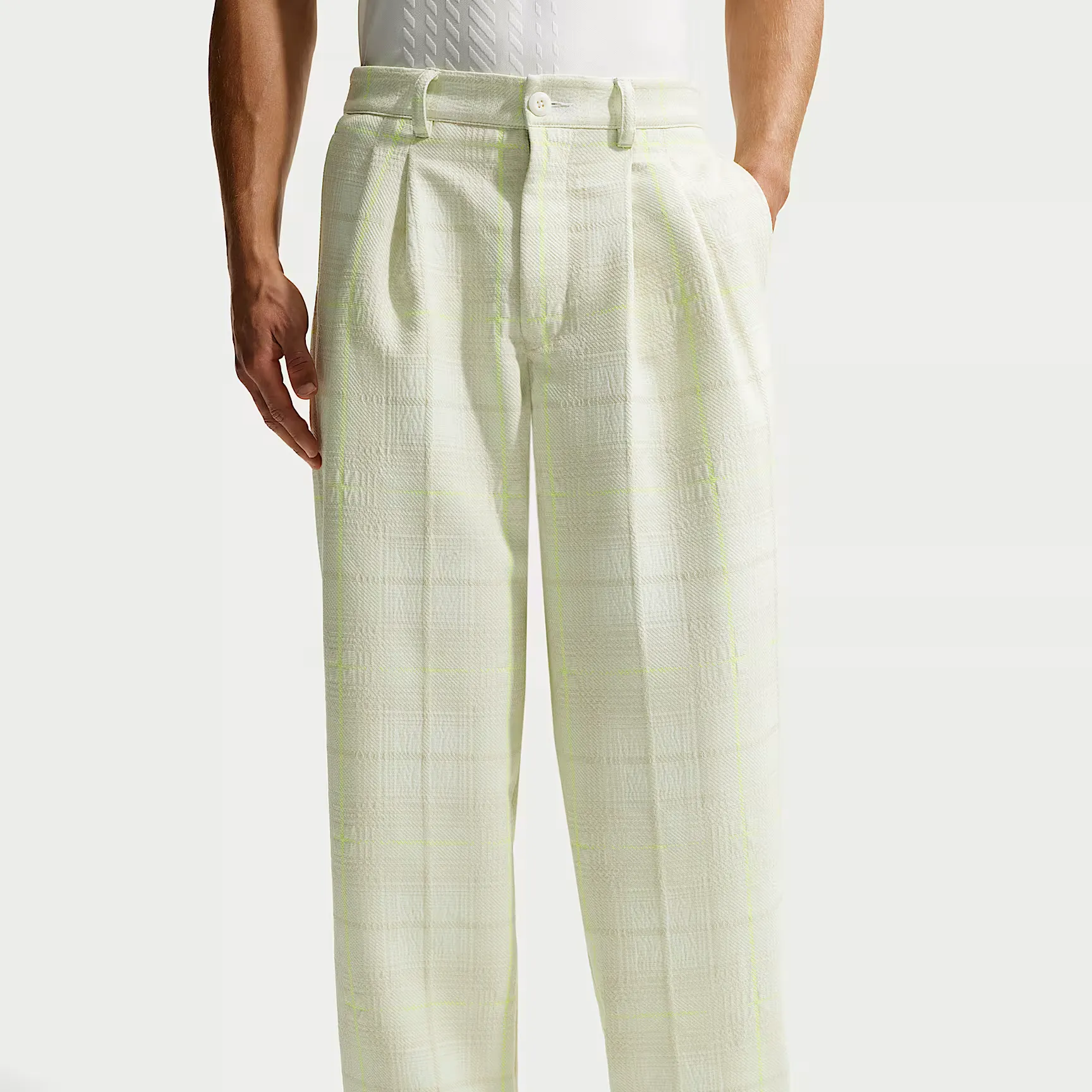 000000_Nike-Tartan-Loose-Golf-Pants_Sail_IQ3879-133_img1