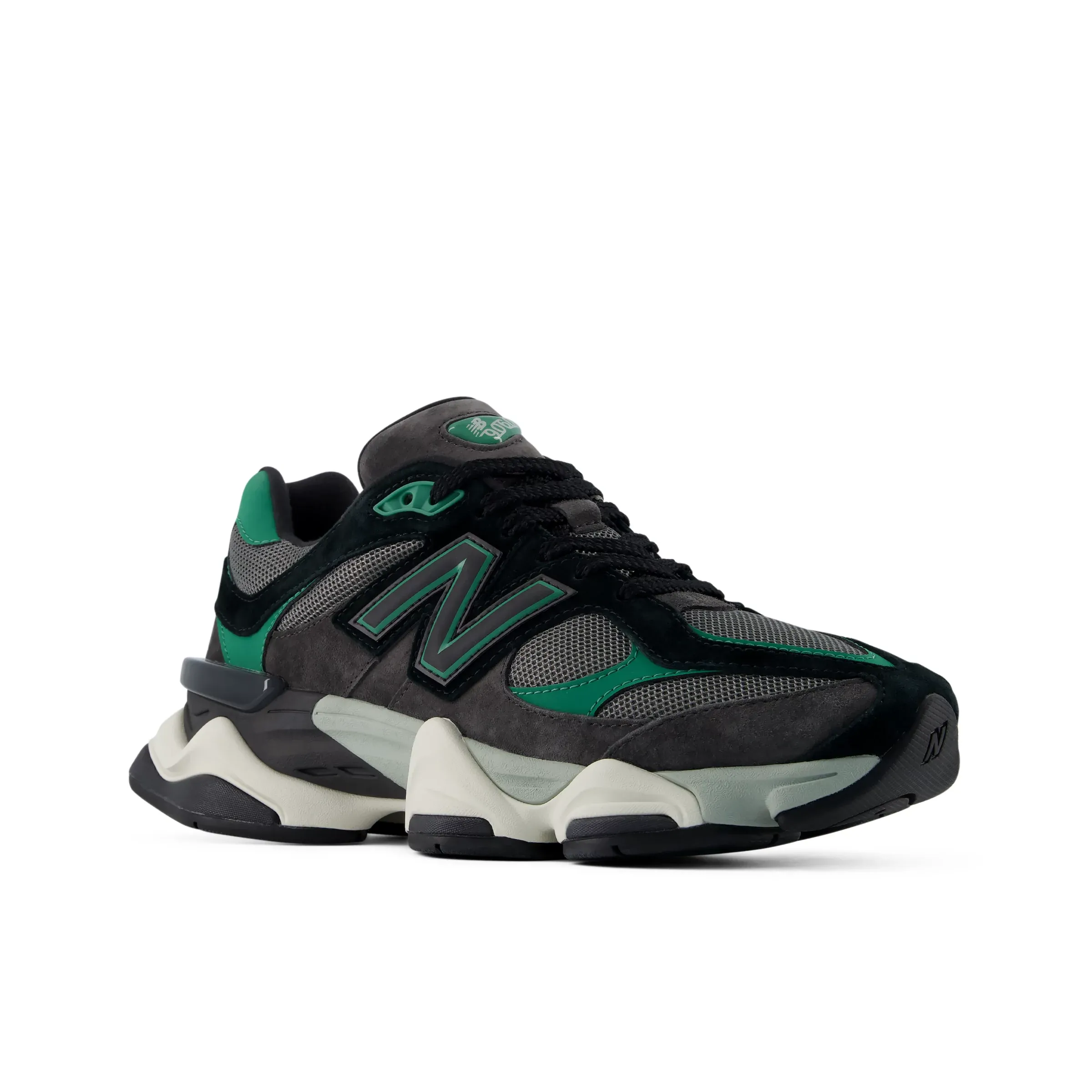 New-Balance-9060_Black-Outfield_U906054Q_img1