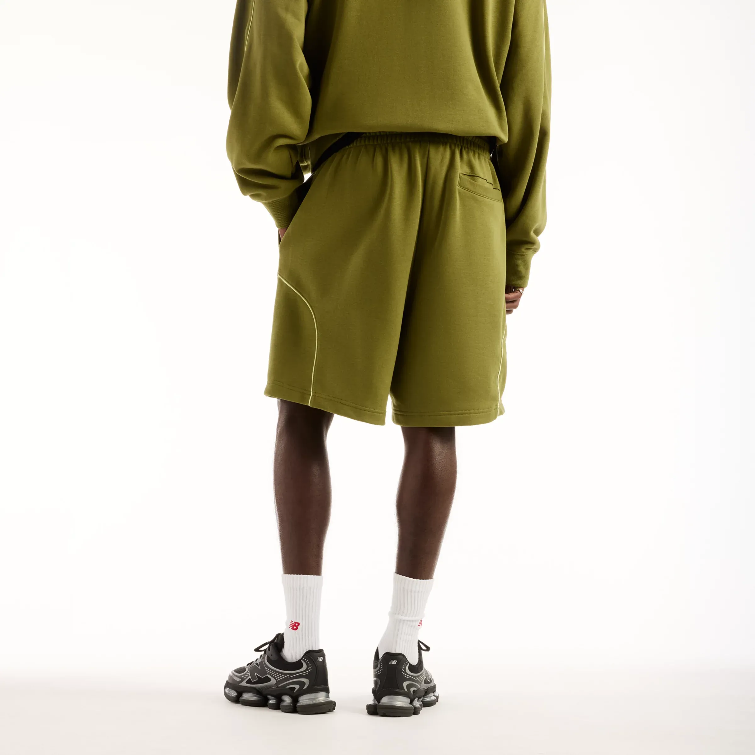 000000_New-Balance-Trackside-French-Terry-Short_Sport-Green_MB62S8AAGEE_img3
