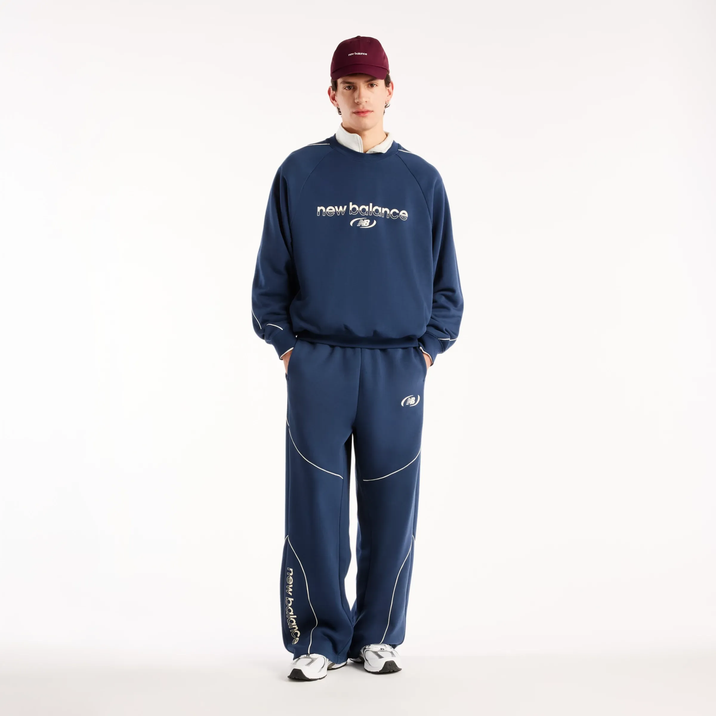 000000_New-Balance-Trackside-French-Terry-Crew_Nb-Navy_MT62N5SYNNY_img1