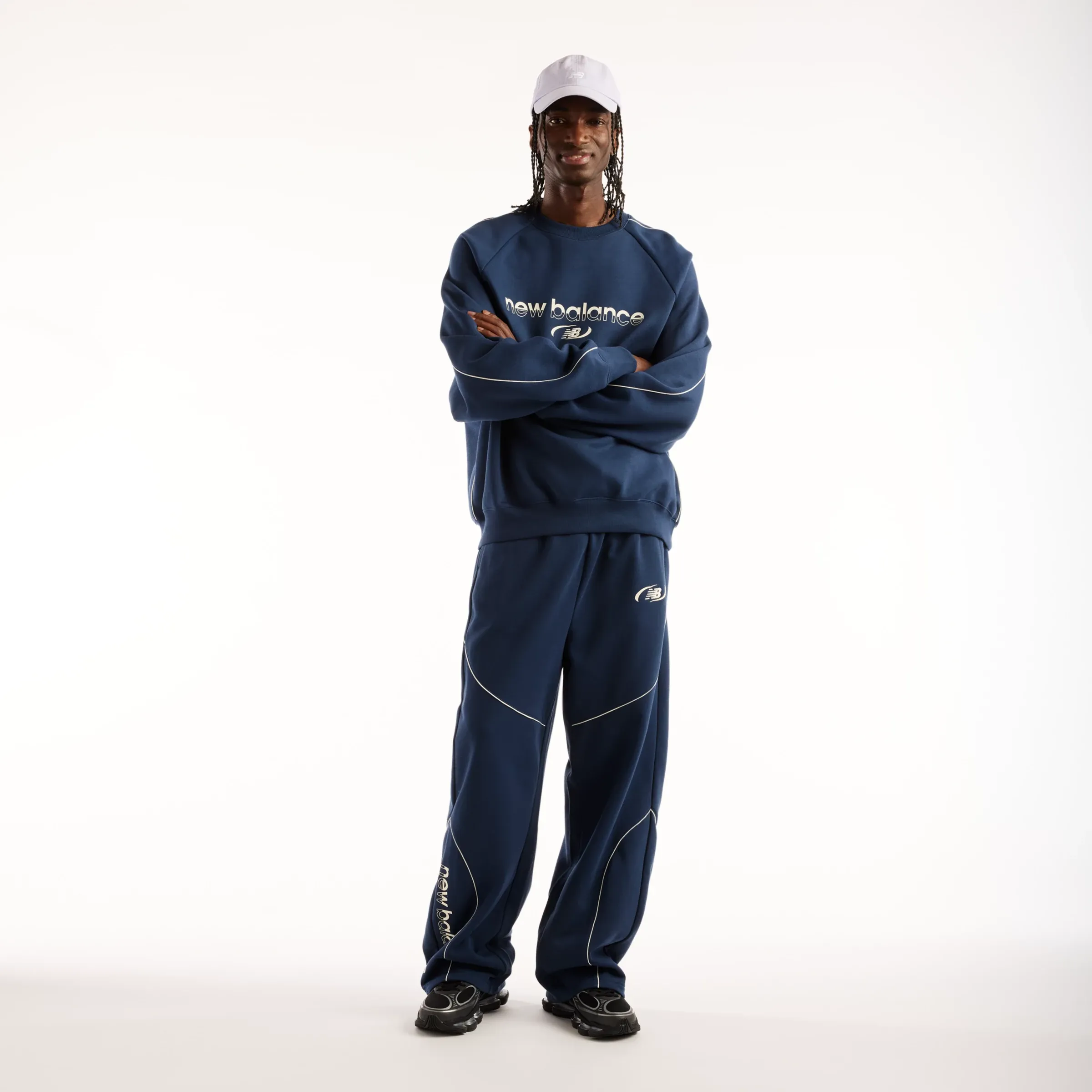 000000_New-Balance-Trackside-French-Terry-Pant_Nb-Navy_MB62053FNNY_img1