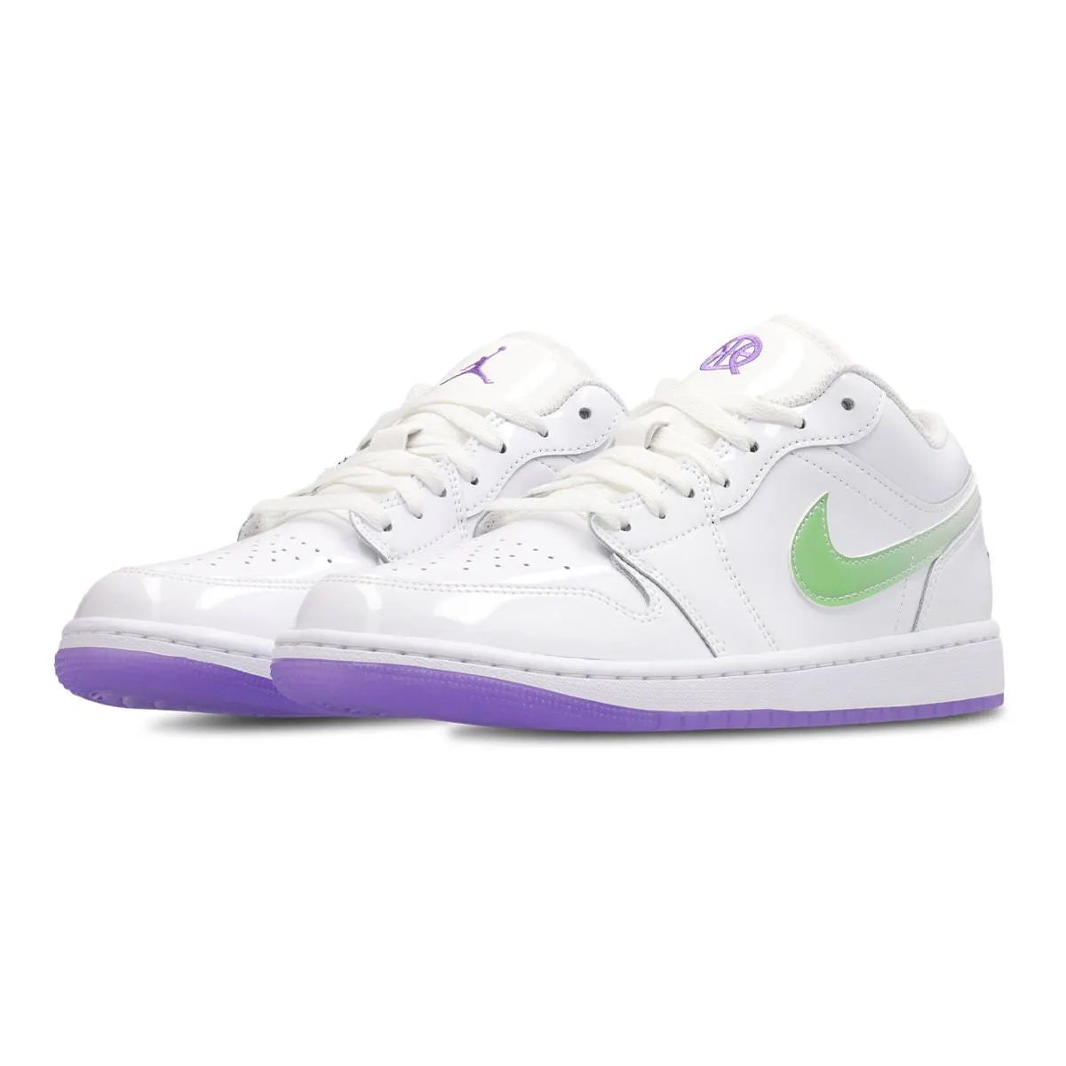 000000_Air-Jordan-1-Low-SE-Quai-54_White-Action-Grape_IR2367-100_img1