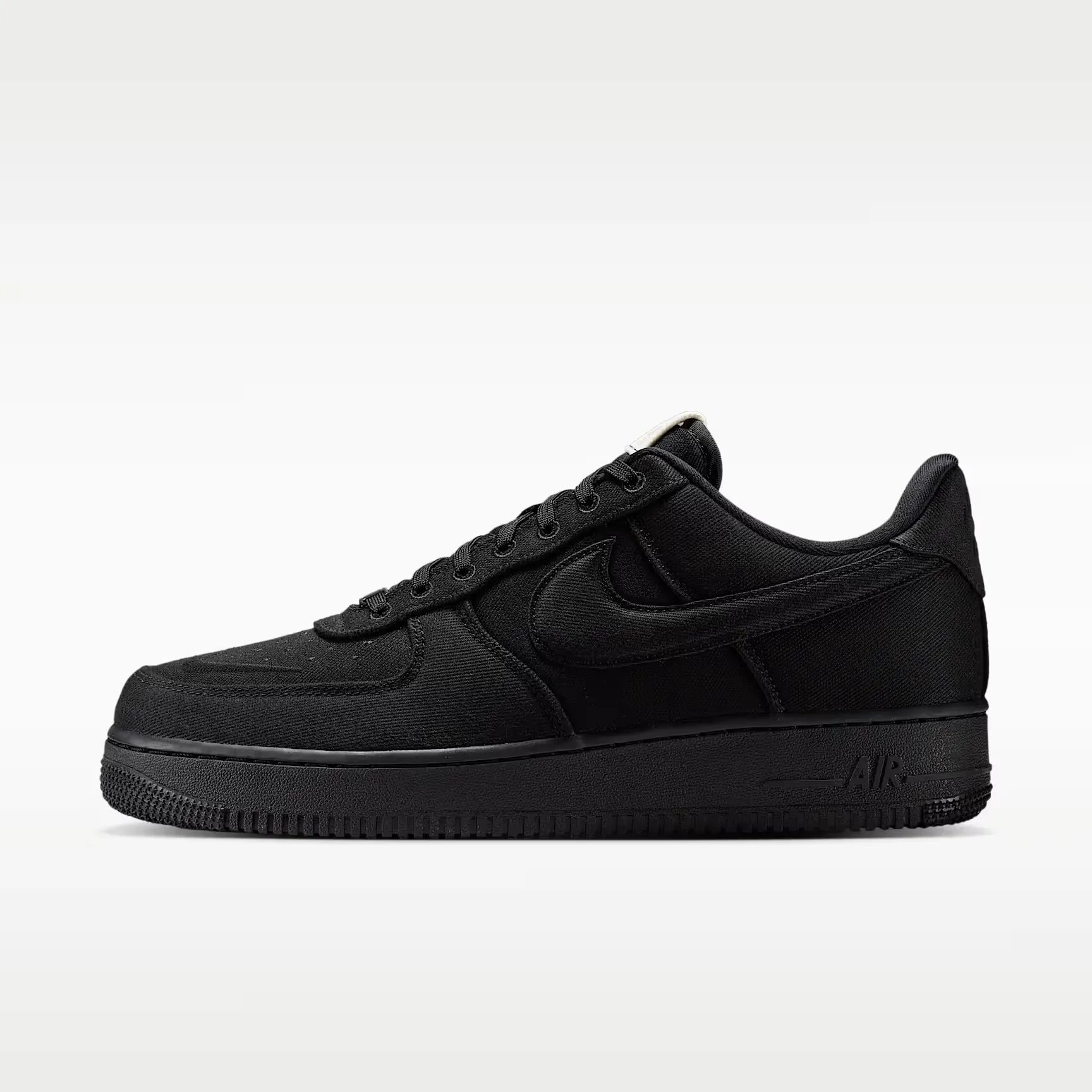 000000_Nike-Air-Force-1-'07-LV8_Black-Canvas_IM5751-001_img0