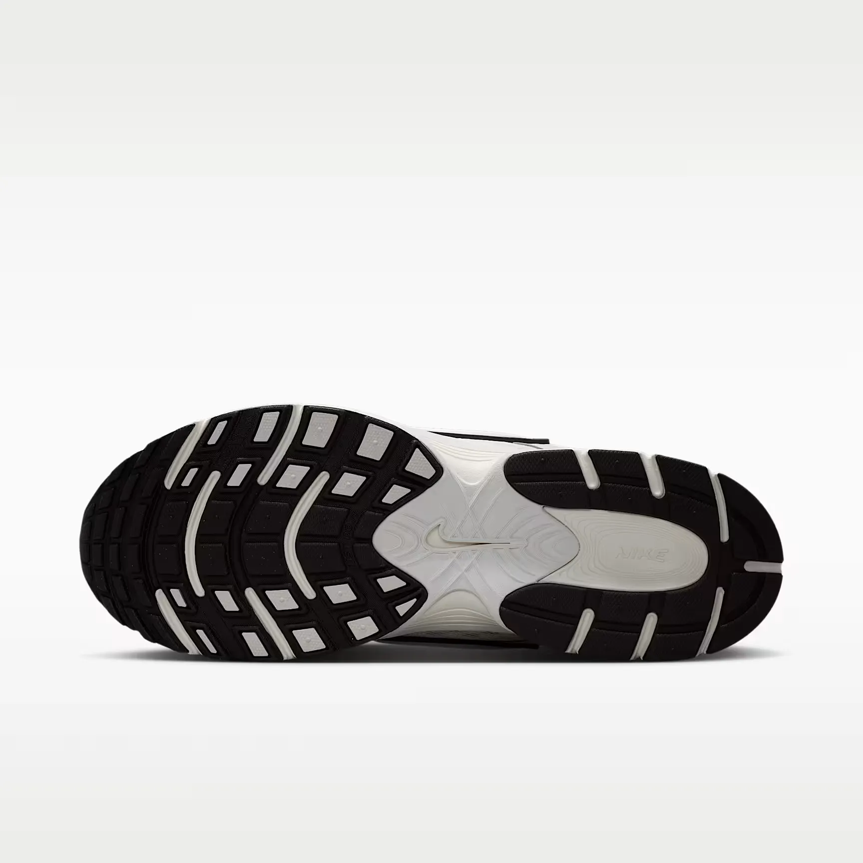 000000_Nike-V5-RNR_Sail-Black-Vast-Grey_IO7835-100_img1